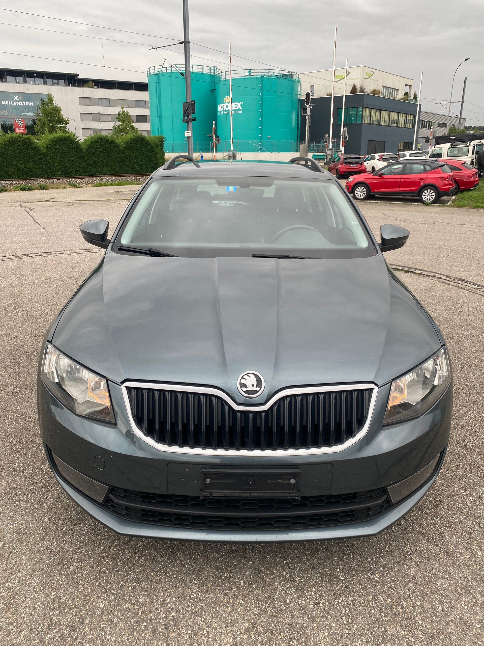 SKODA Octavia Combi 2.0 TDI Swiss Edition 4x4-image-0