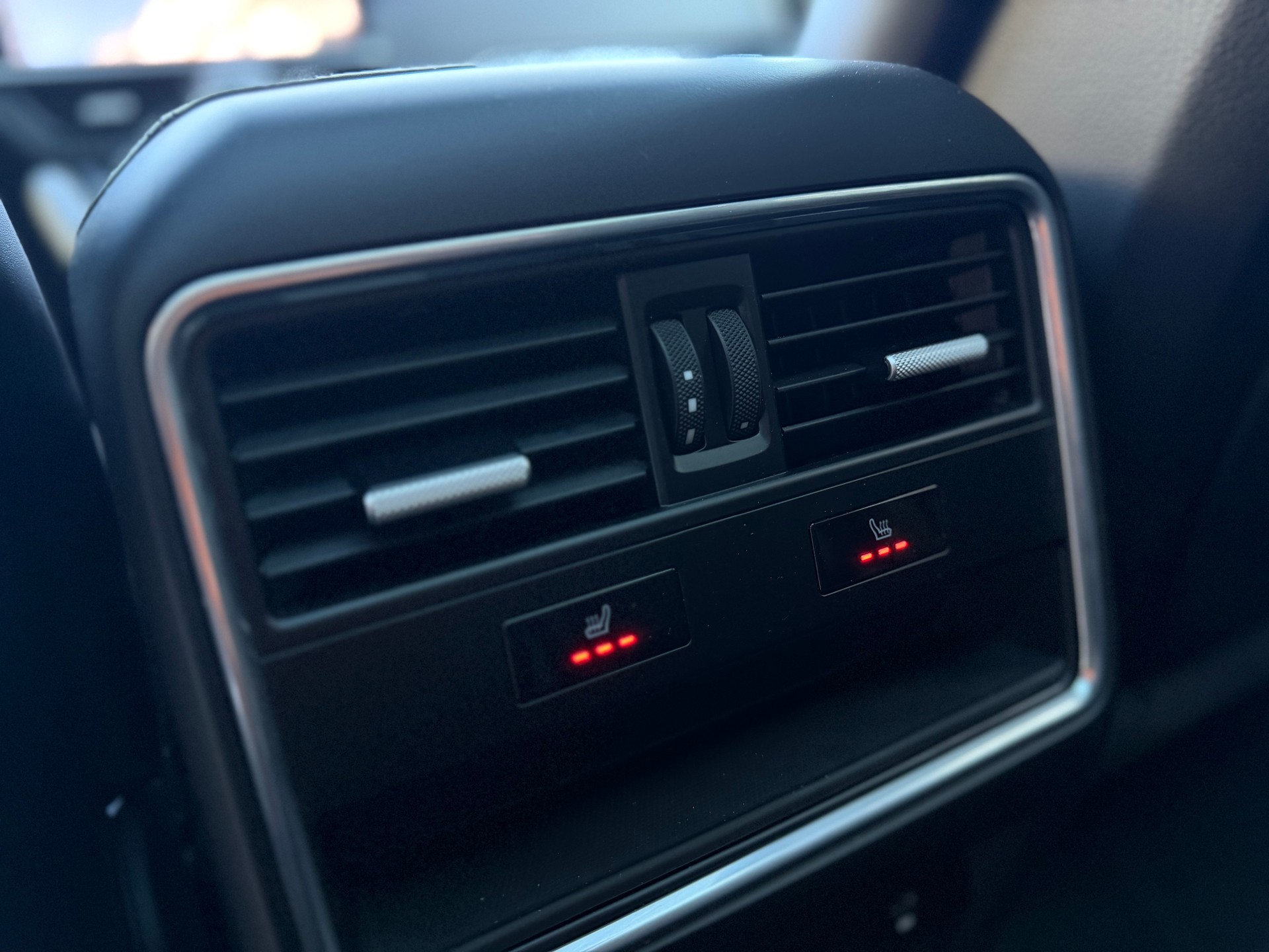 PORSCHE Cayenne Coupé E-Hybrid-image-21