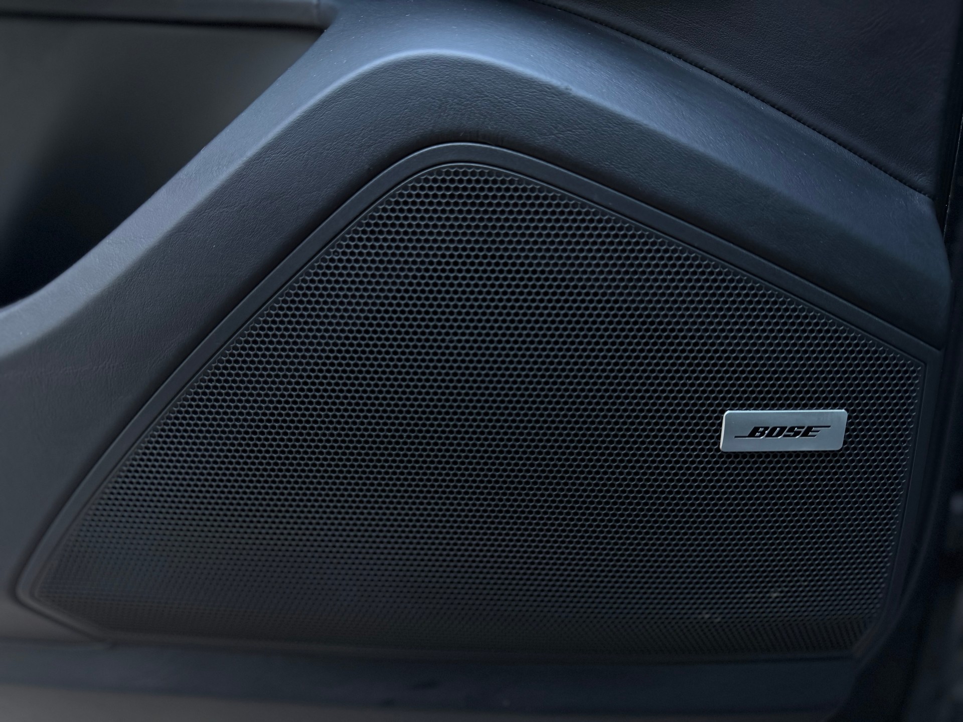 PORSCHE Cayenne Coupé E-Hybrid-image-20