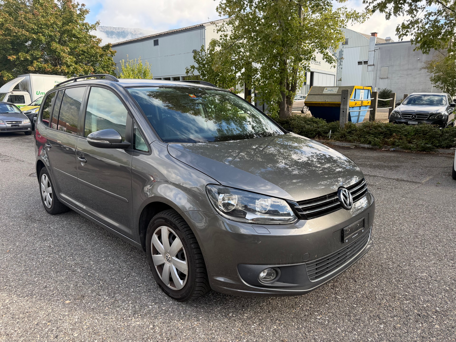 VW Touran 1.6 TDI BMT Comfortline DSG ** 07x Sitze ** Klima-auto ** Tempomat ** Park Sensor H ** Sitzheizung ** B5b-image-5