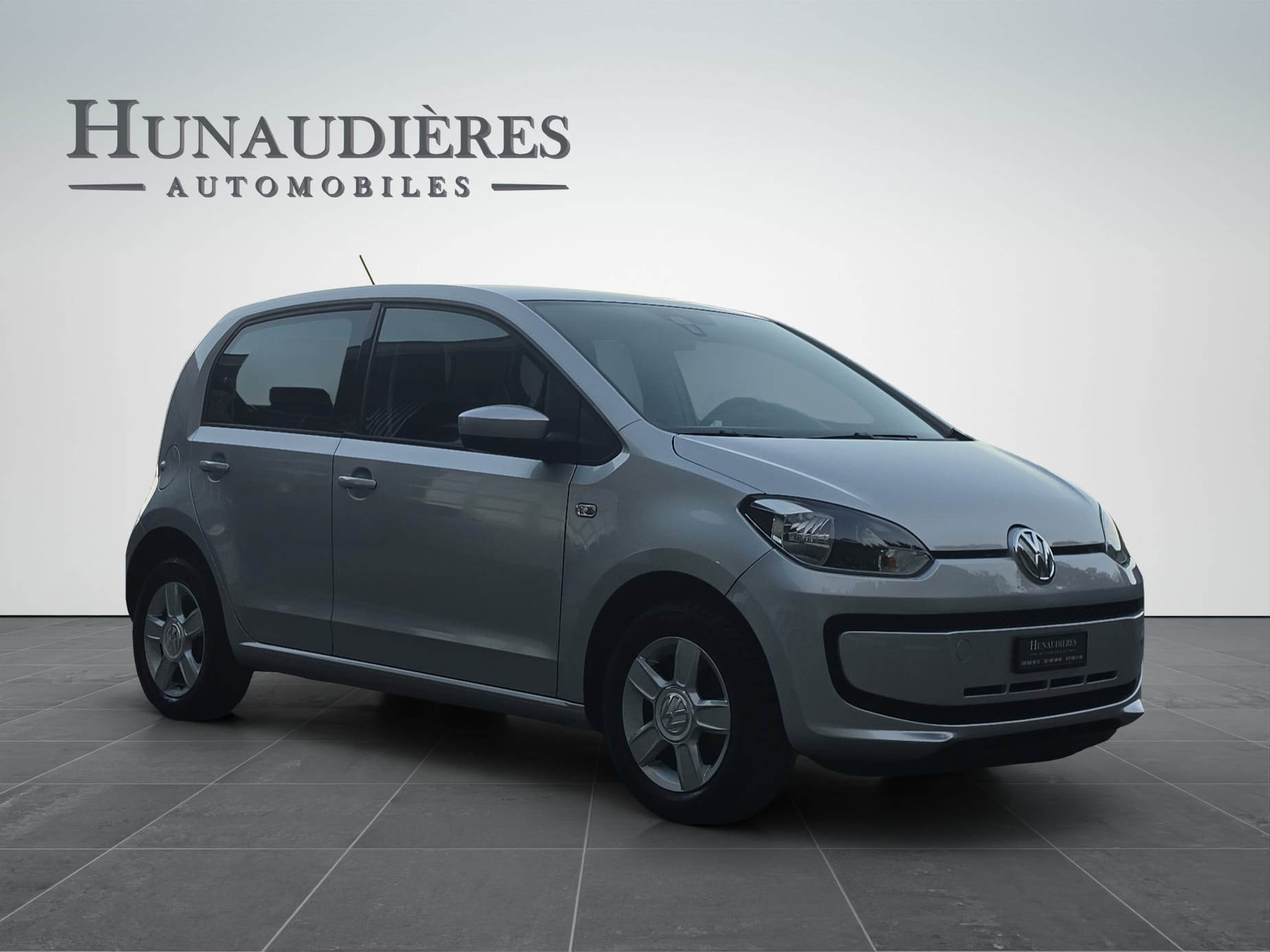 VW Up 1.0 black up Art on Ice-image-2