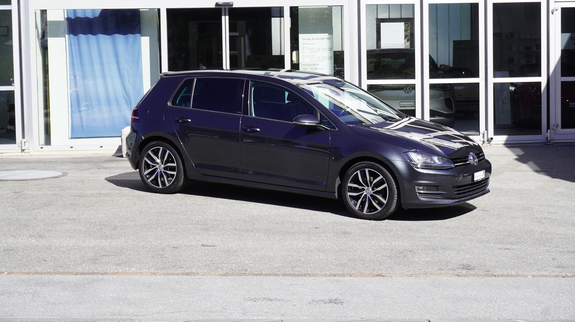 VW Golf 1.6 TDI Allstar 4Motion-image-4