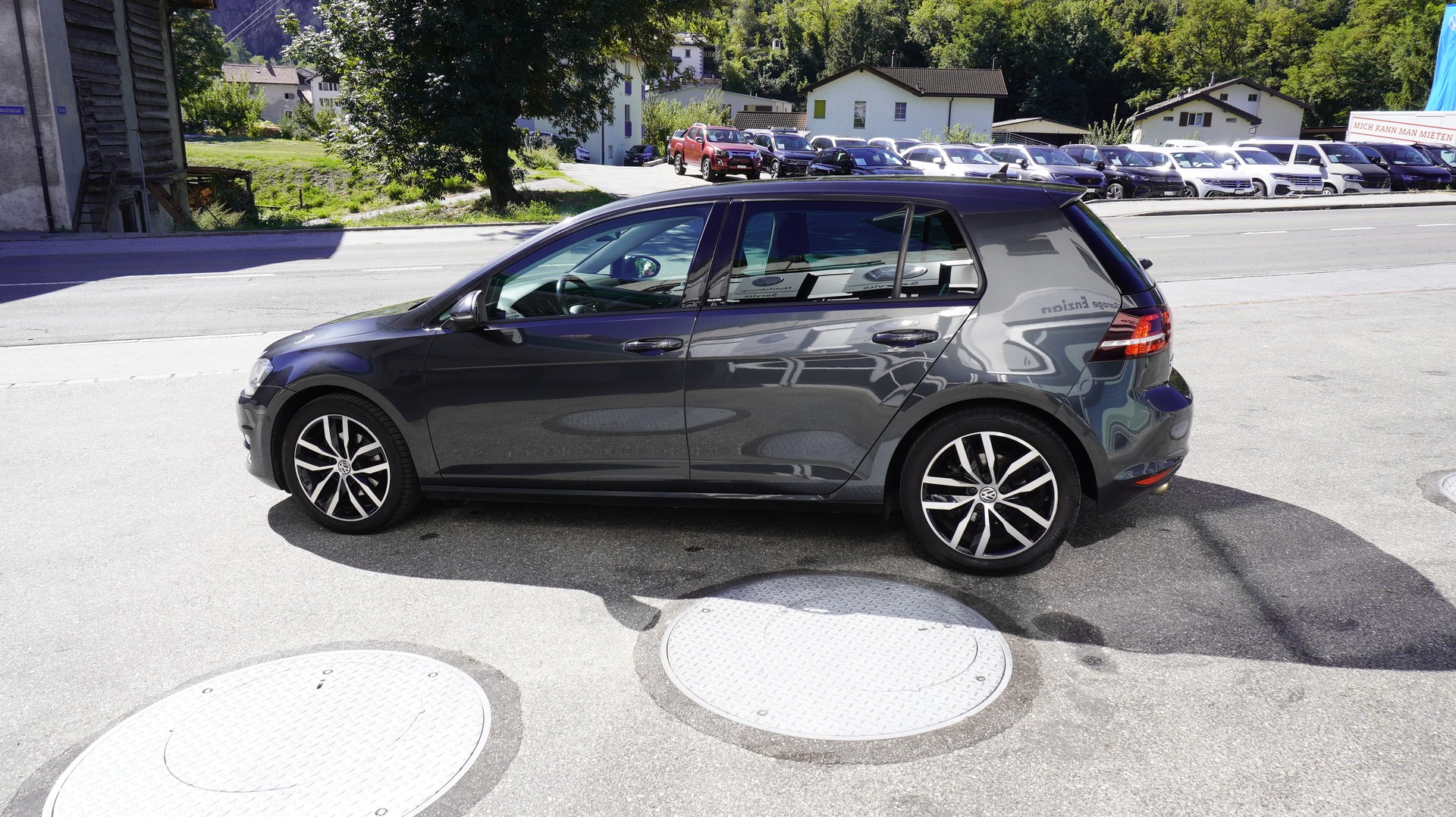 VW Golf 1.6 TDI Allstar 4Motion-image-10