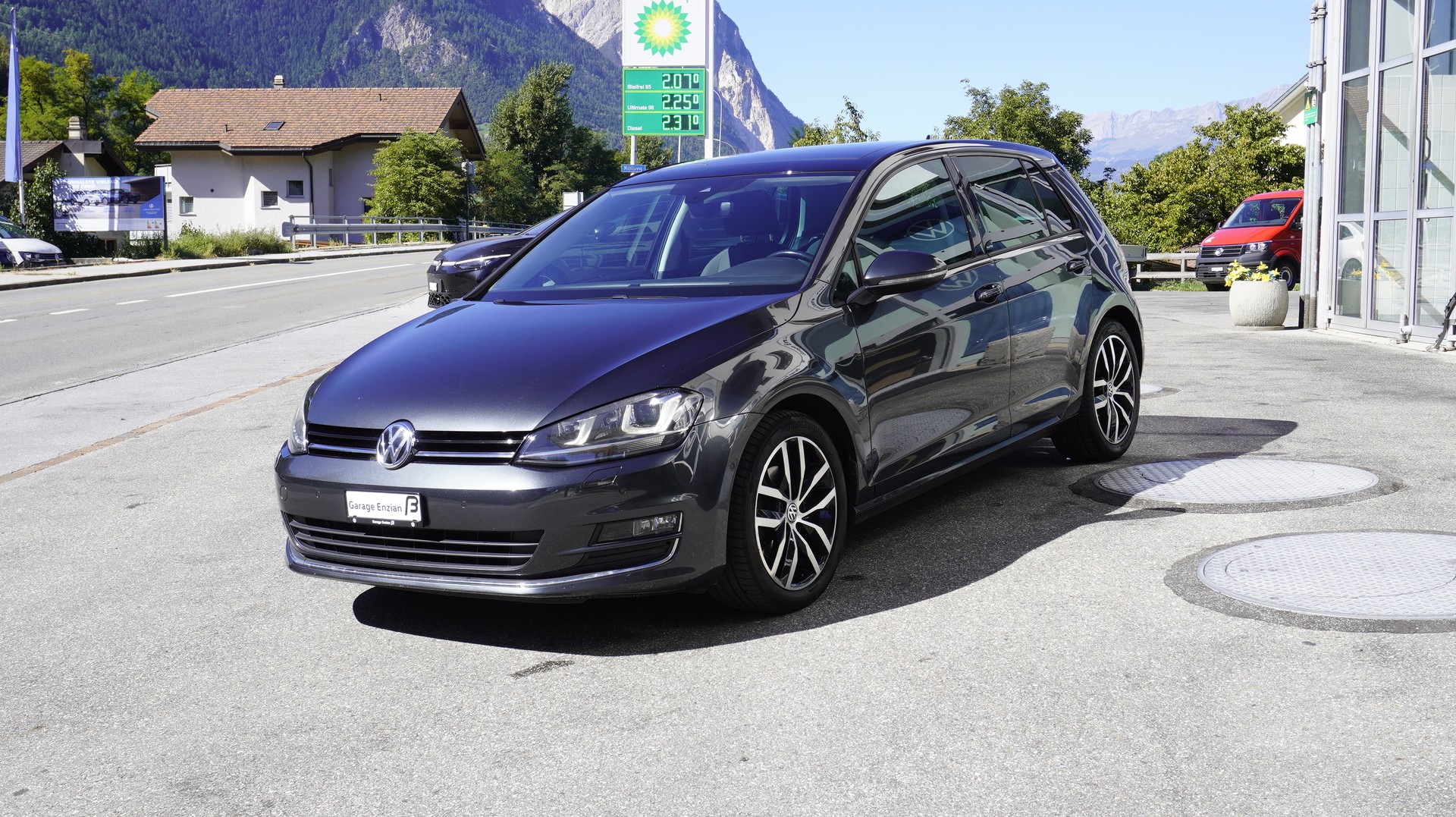 VW Golf 1.6 TDI Allstar 4Motion-image-13