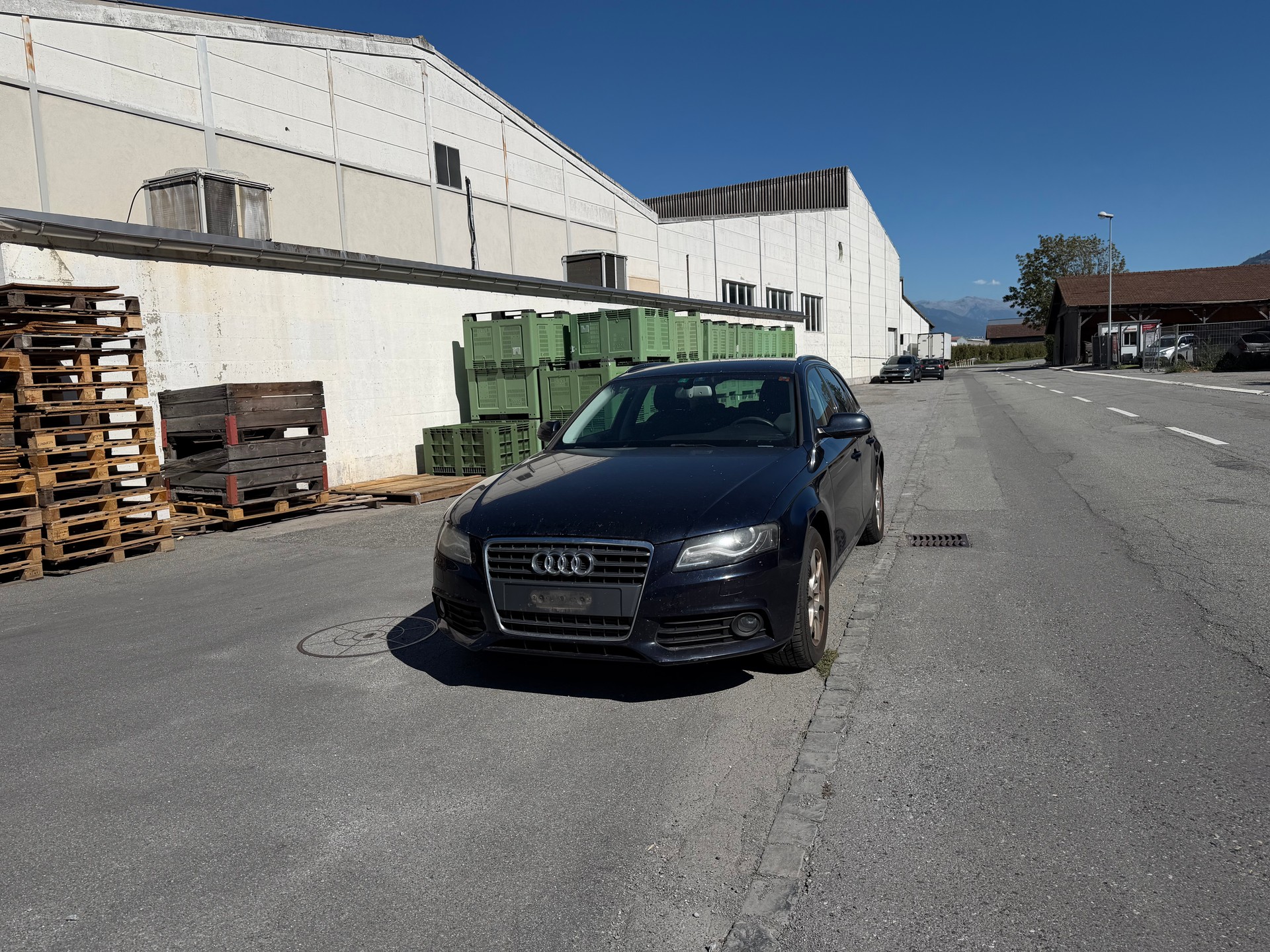 AUDI A4 Avant 1.8 TFSI multitronic-image-10