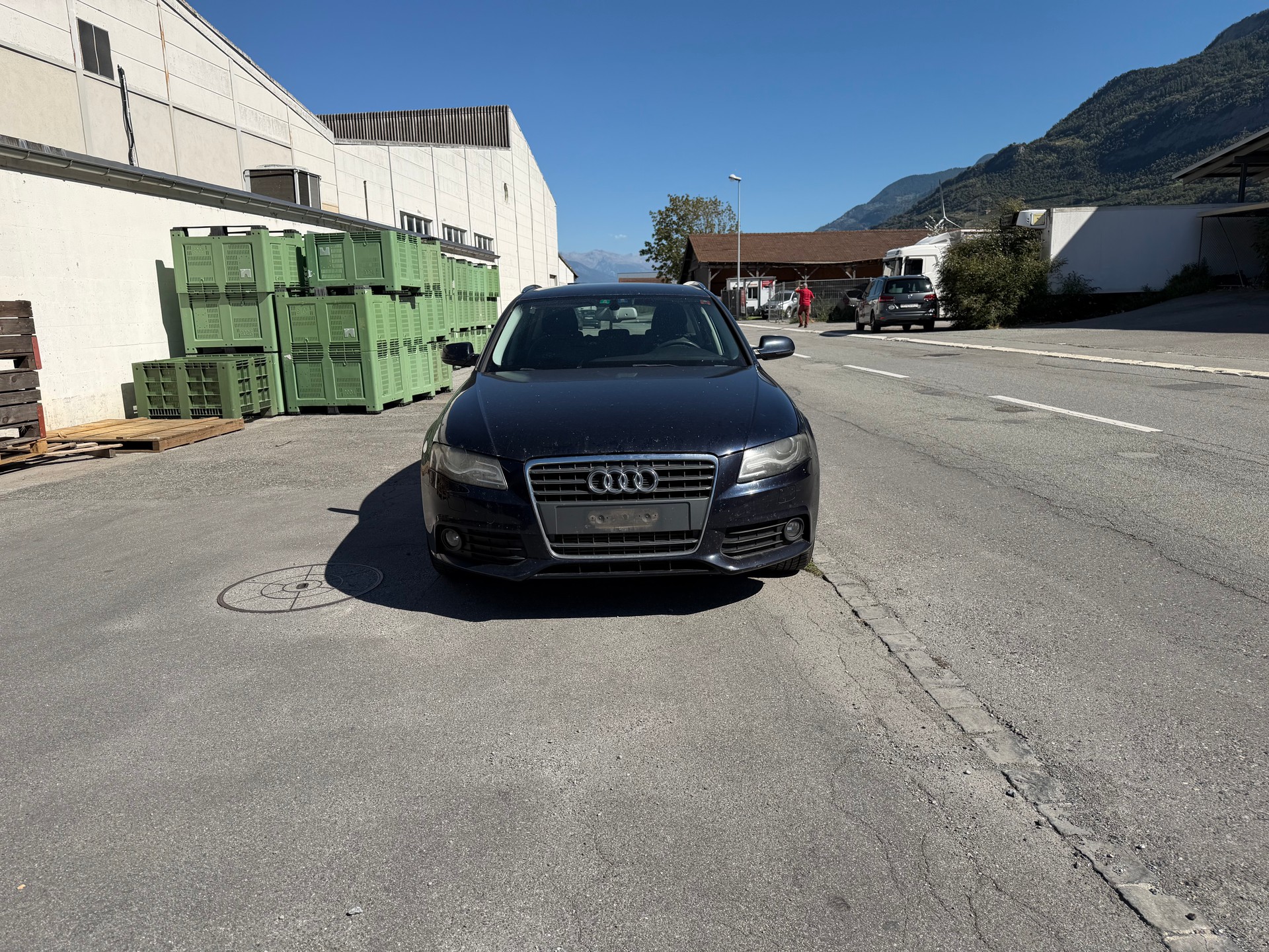 AUDI A4 Avant 1.8 TFSI multitronic-image-8