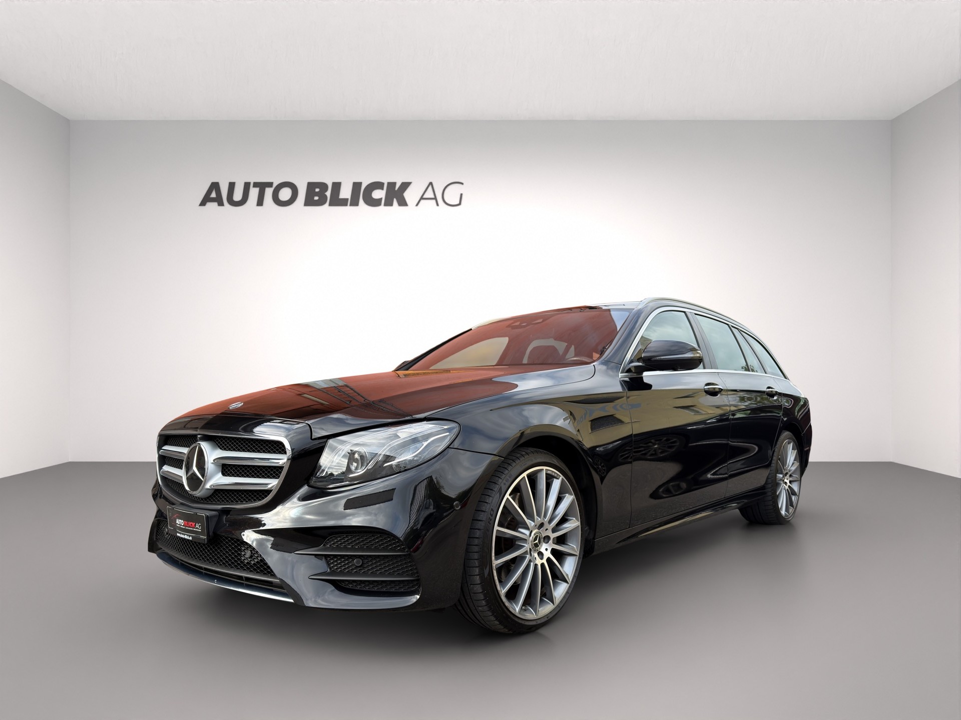 MERCEDES-BENZ E 220 d AMG Line 4Matic 9G-Tronic-image-0