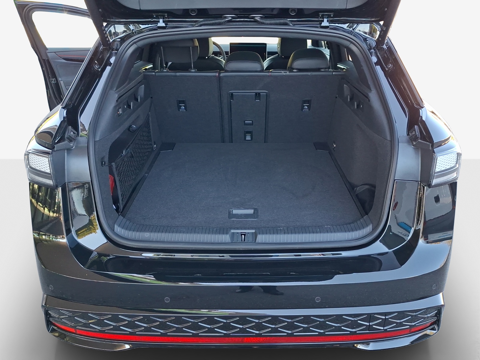 VW ID.7 Tourer GTX 86 kWh GTX 4 Motion-image-12