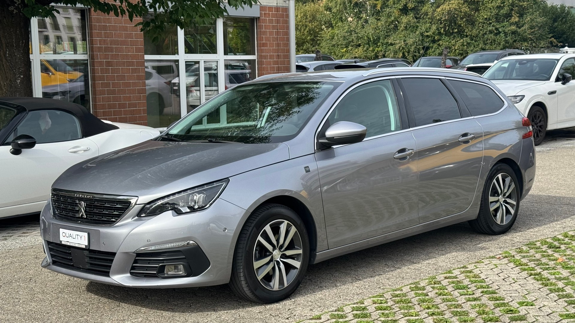 PEUGEOT 308 SW 1.5 BlueHDI Tech Edition EAT8-image-0