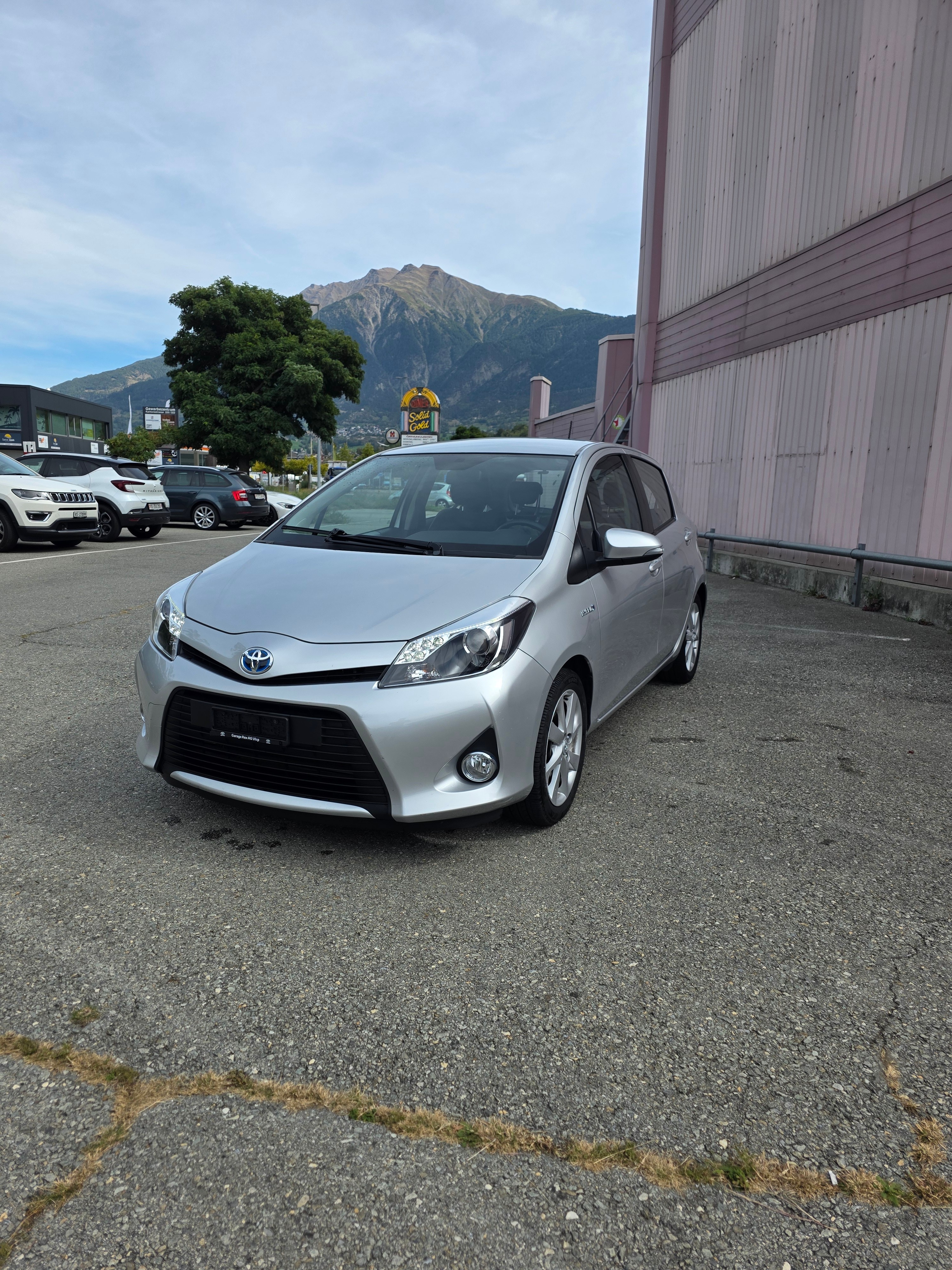 Car photo