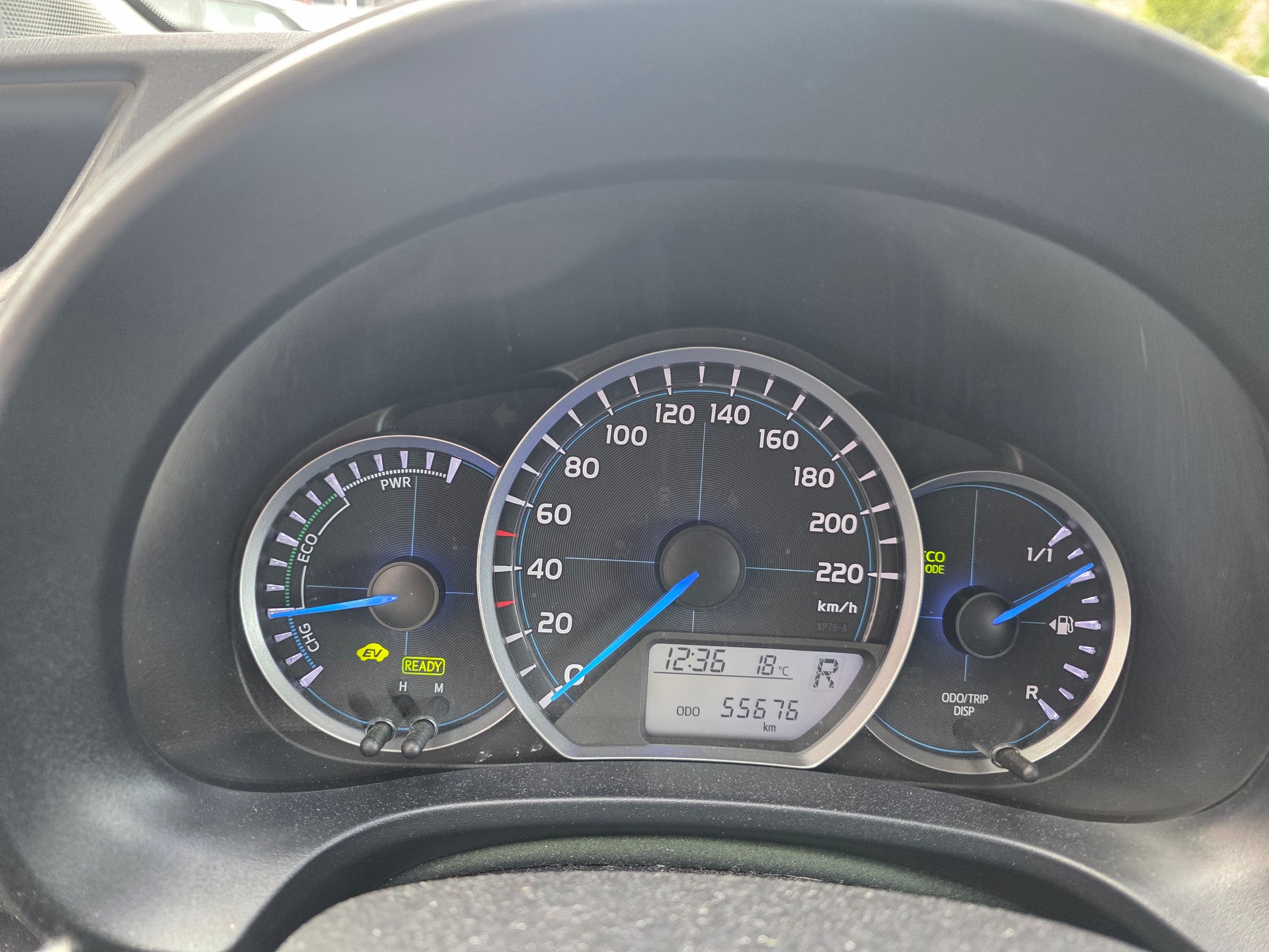 TOYOTA Yaris 1.5 VVT-i Hybrid Sol Premium CVT-image-12