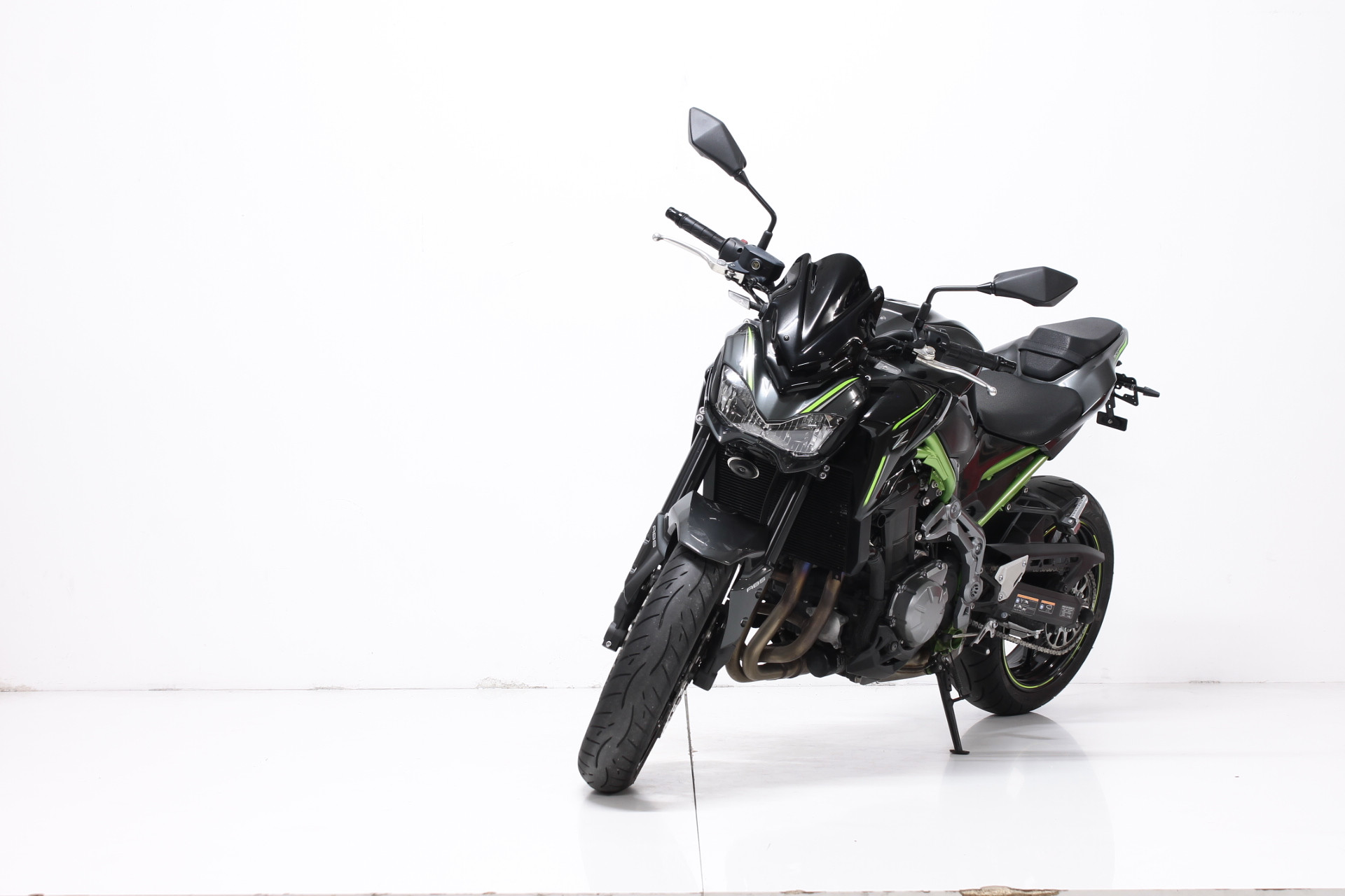 KAWASAKI Z 900-showroom-element-3