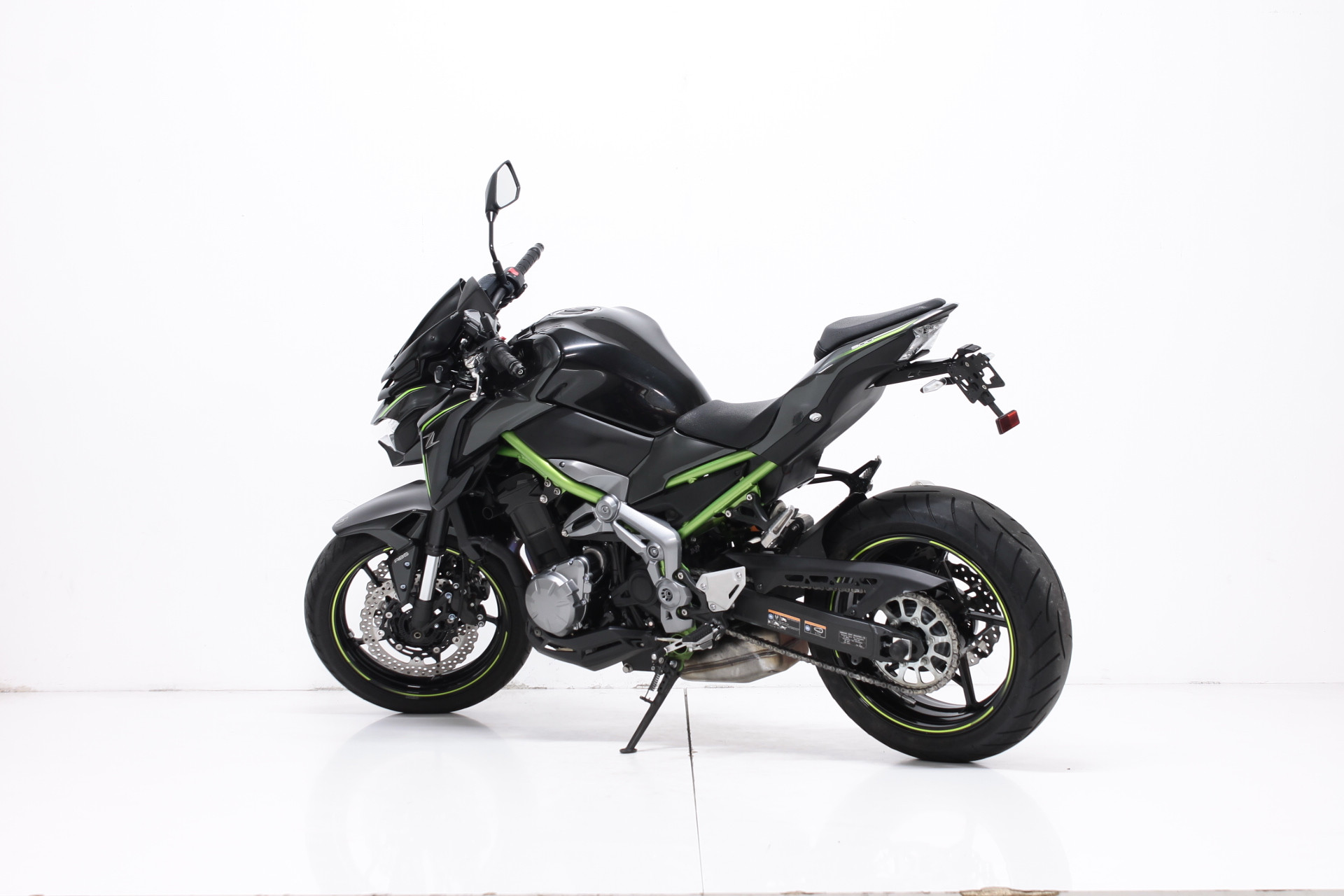 KAWASAKI Z 900-image-5