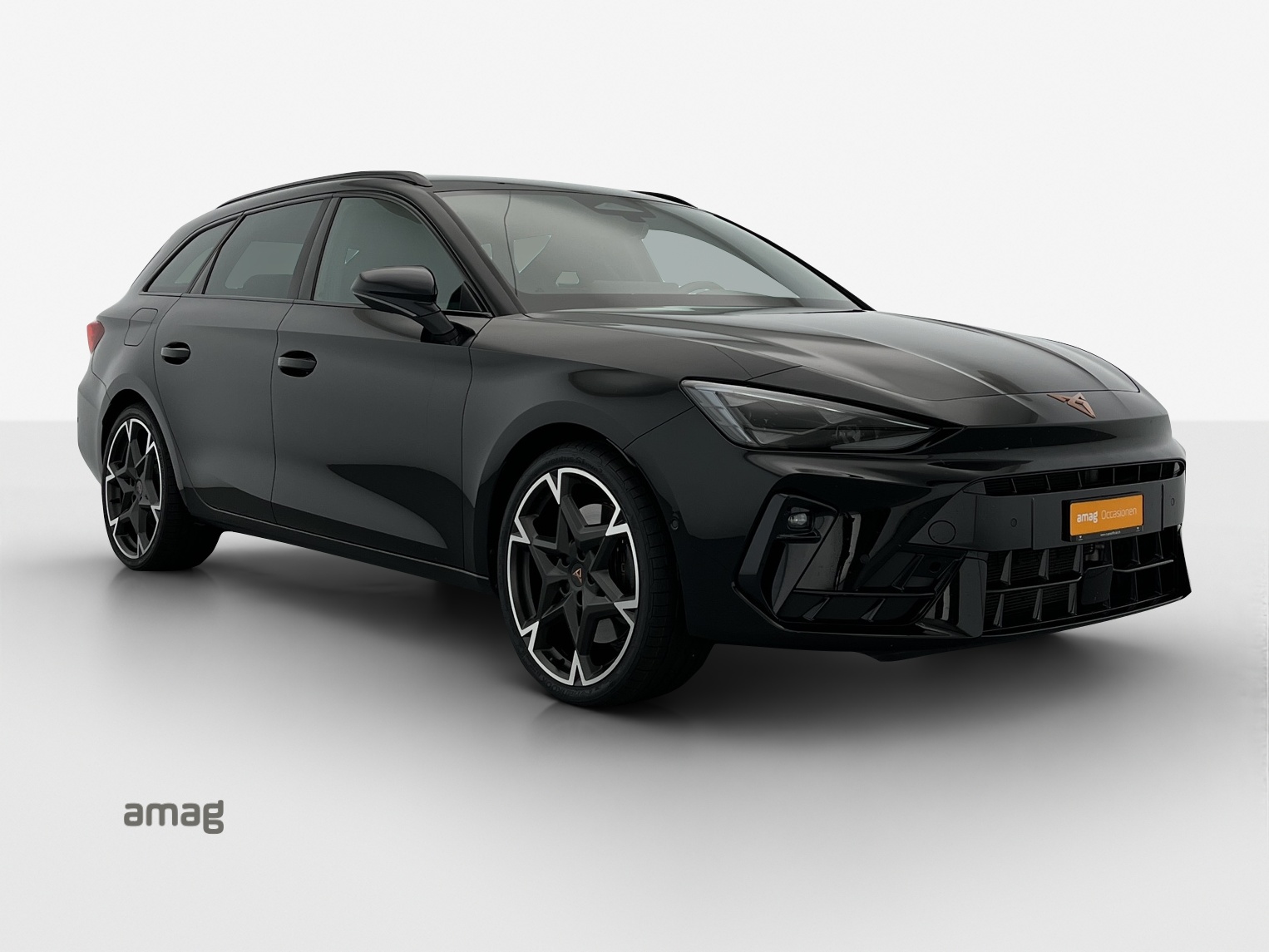 CUPRA LEON ST 1.5 e-HYBRID pHEV Black SymphonyDSG-image-5
