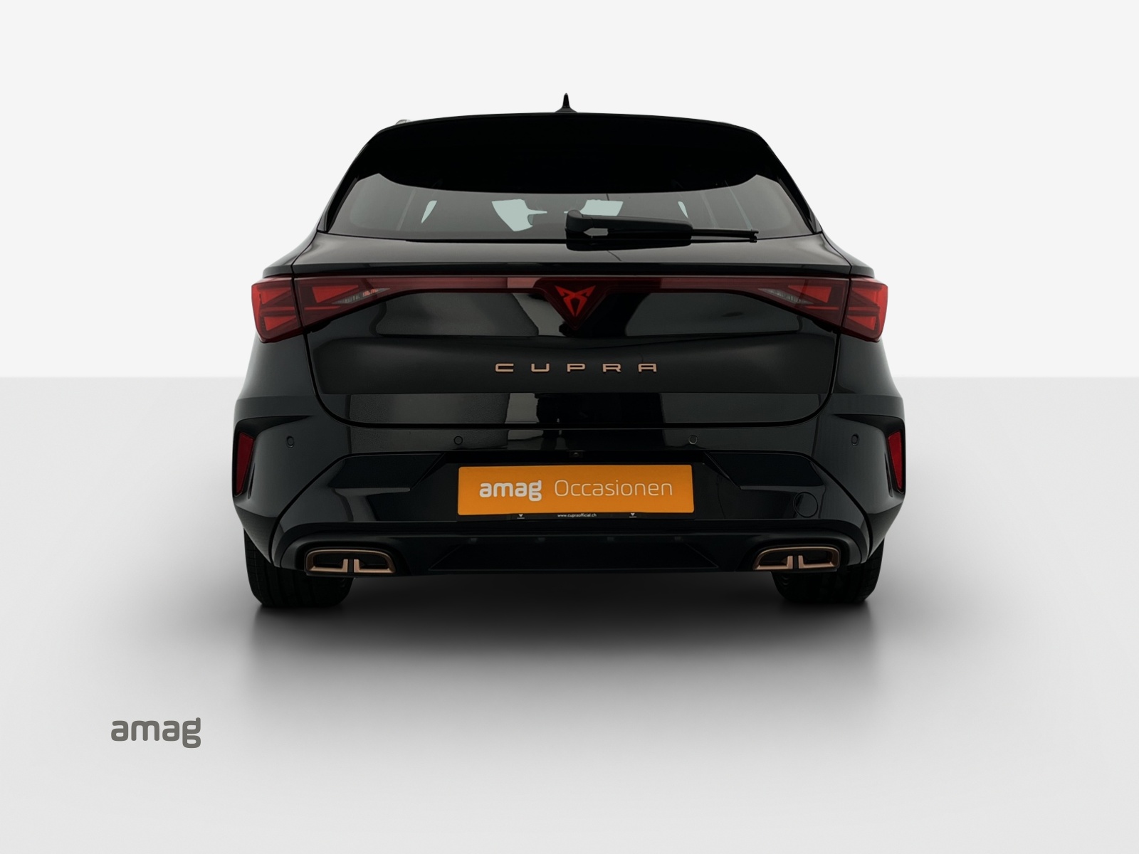 CUPRA LEON ST 1.5 e-HYBRID pHEV Black SymphonyDSG-image-3