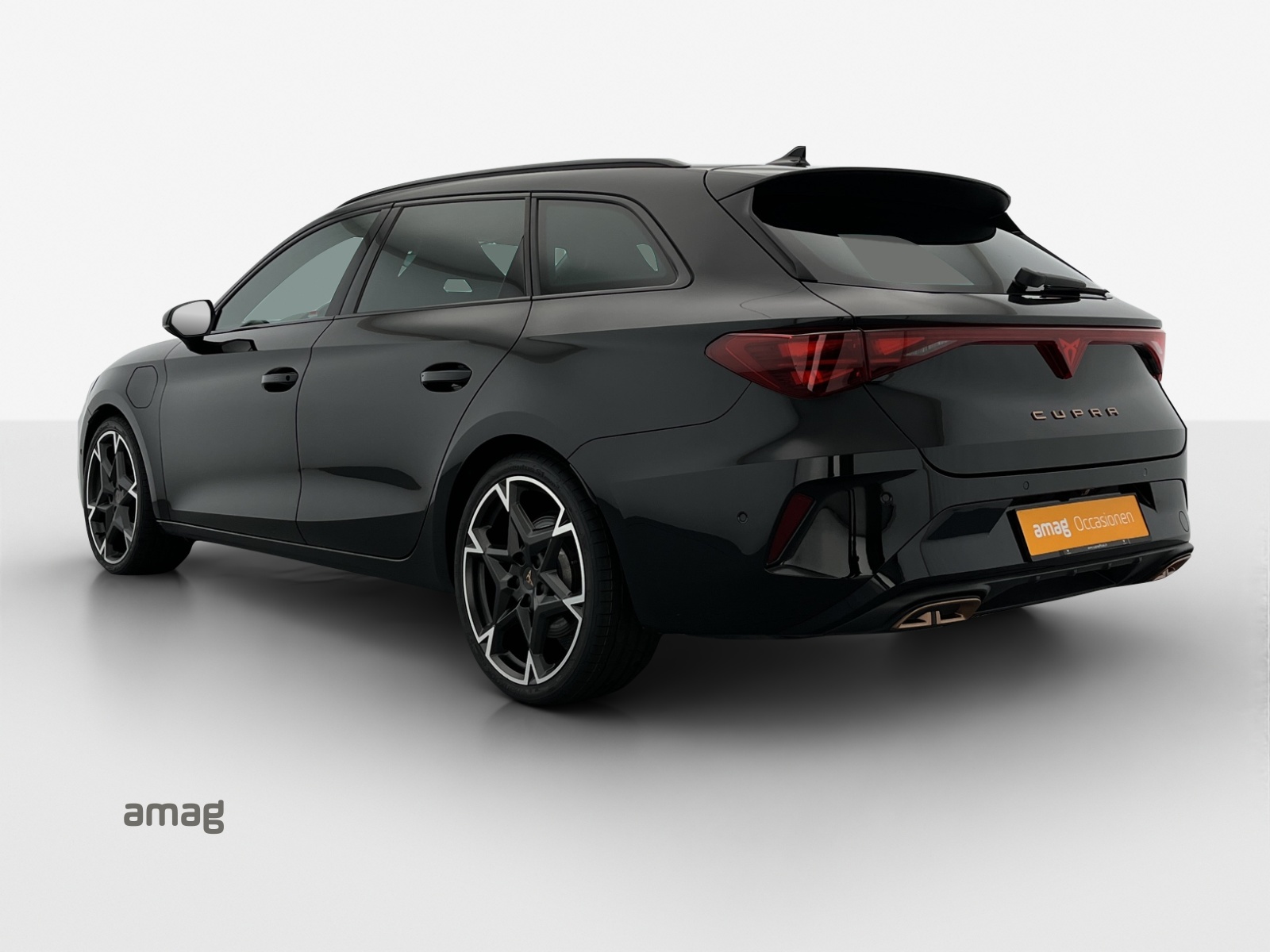 CUPRA LEON ST 1.5 e-HYBRID pHEV Black SymphonyDSG-image-2