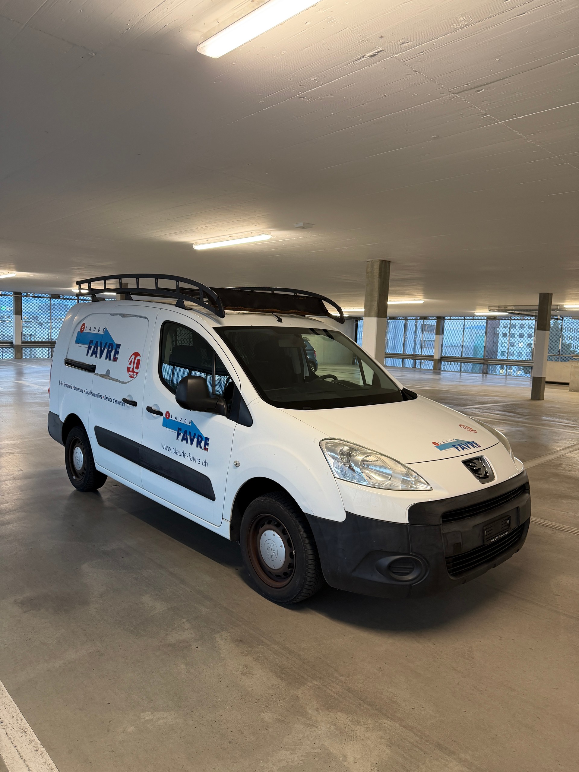 PEUGEOT Partner 1.6 HDI Urban - 76.000 Kilometres - Expertise du jour-image-0