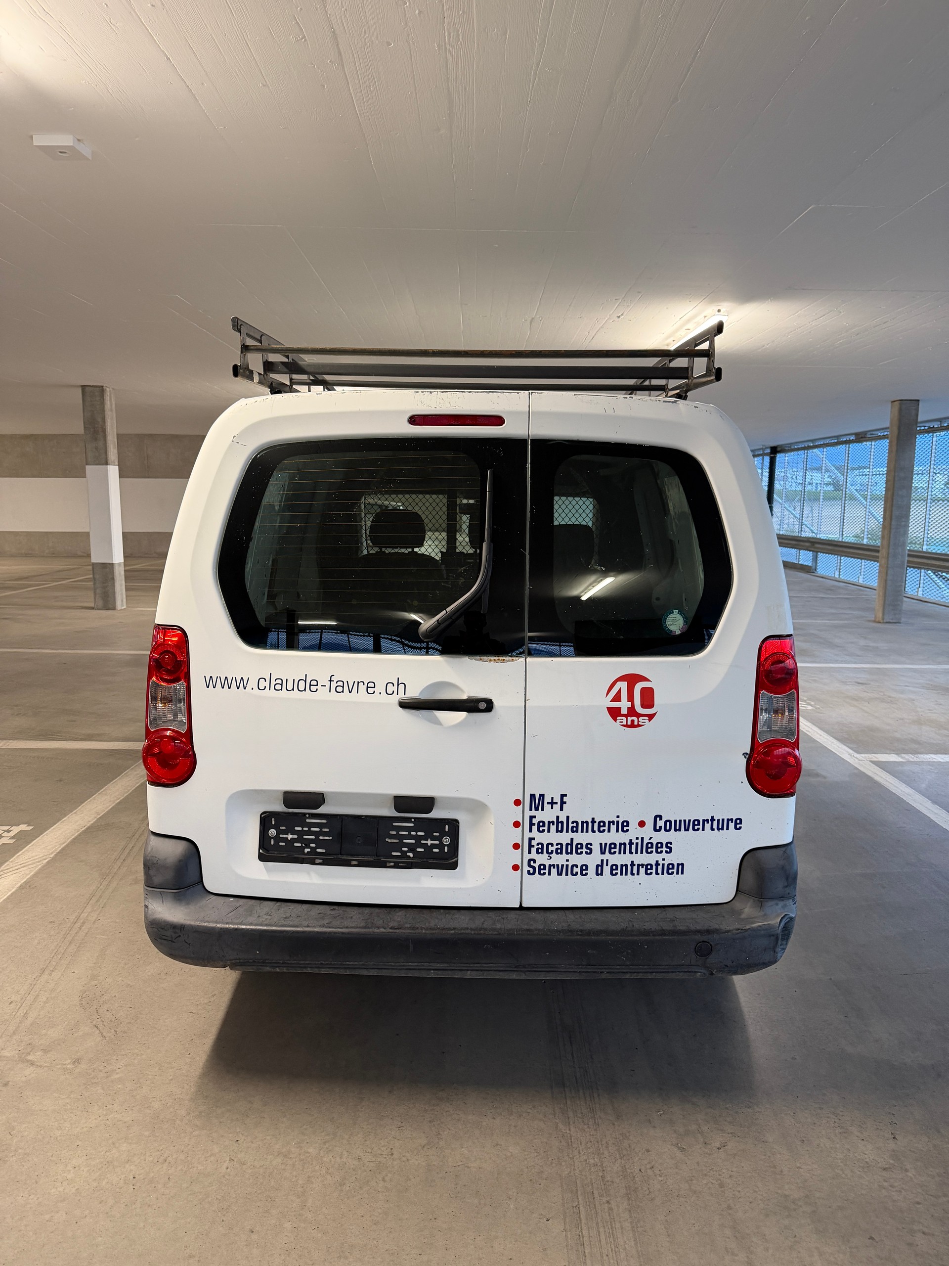 PEUGEOT Partner 1.6 HDI Urban - 76.000 Kilometres - Expertise du jour-image-3