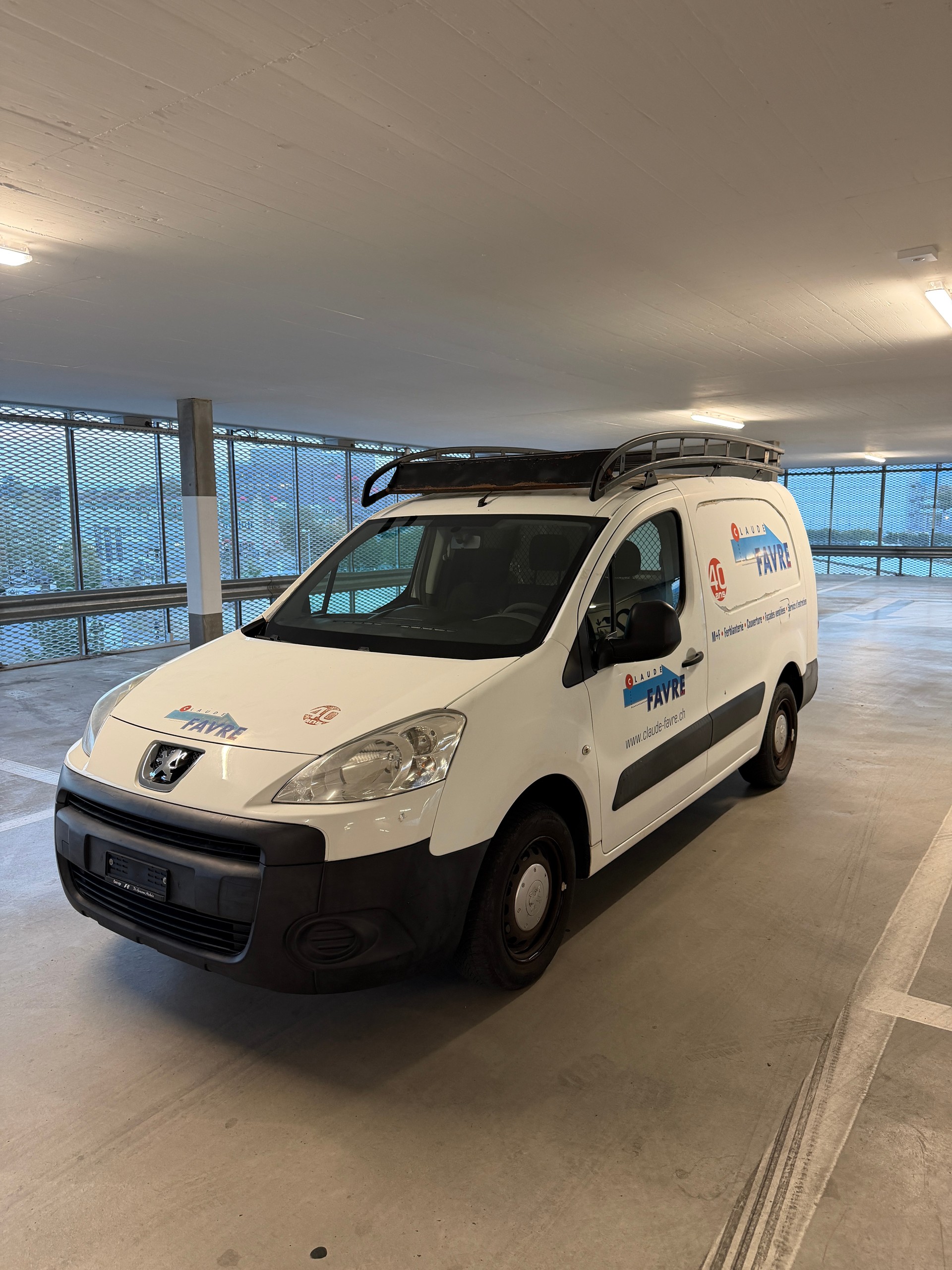 PEUGEOT Partner 1.6 HDI Urban - 76.000 Kilometres - Expertise du jour-image-6