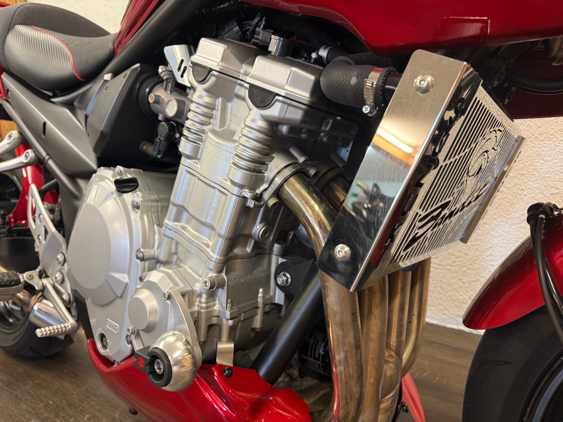SUZUKI GSF 1250 S Bandit ABS-showroom-element-2