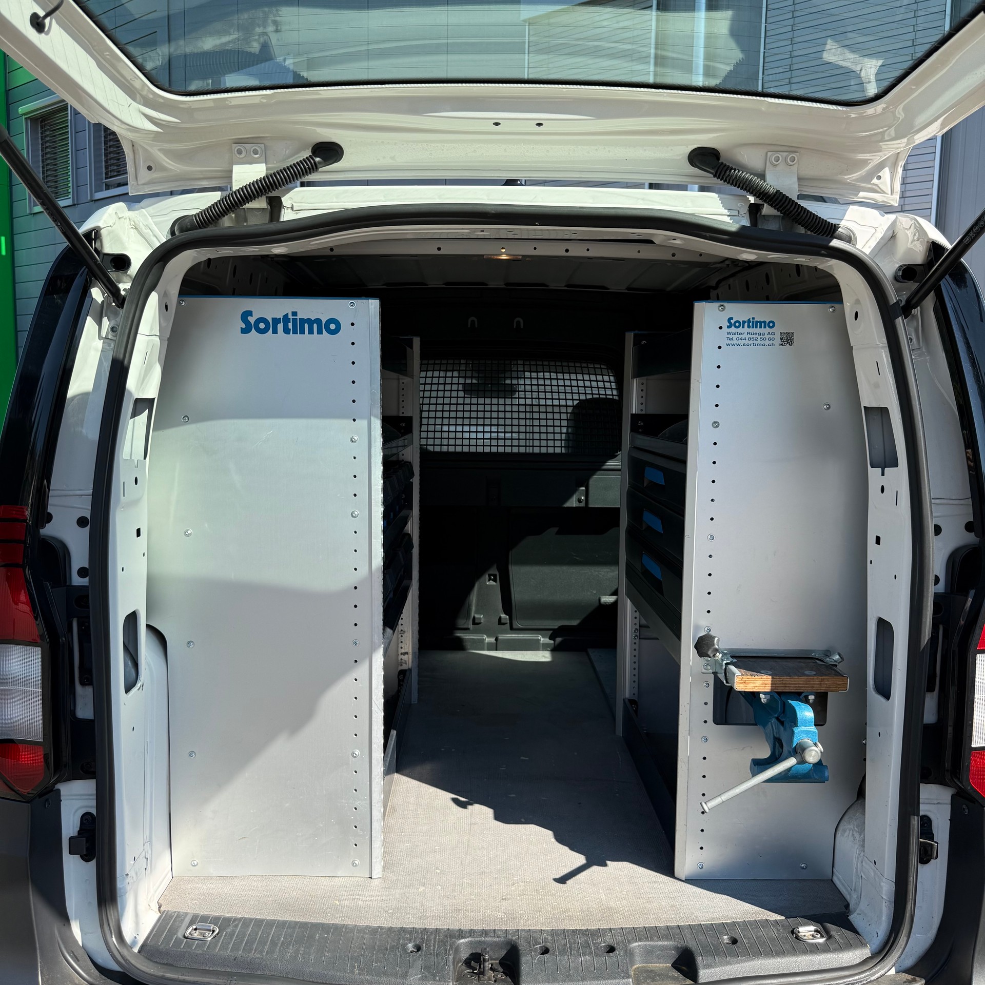 VW Caddy Cargo 1.5 TSI DSG-image-6
