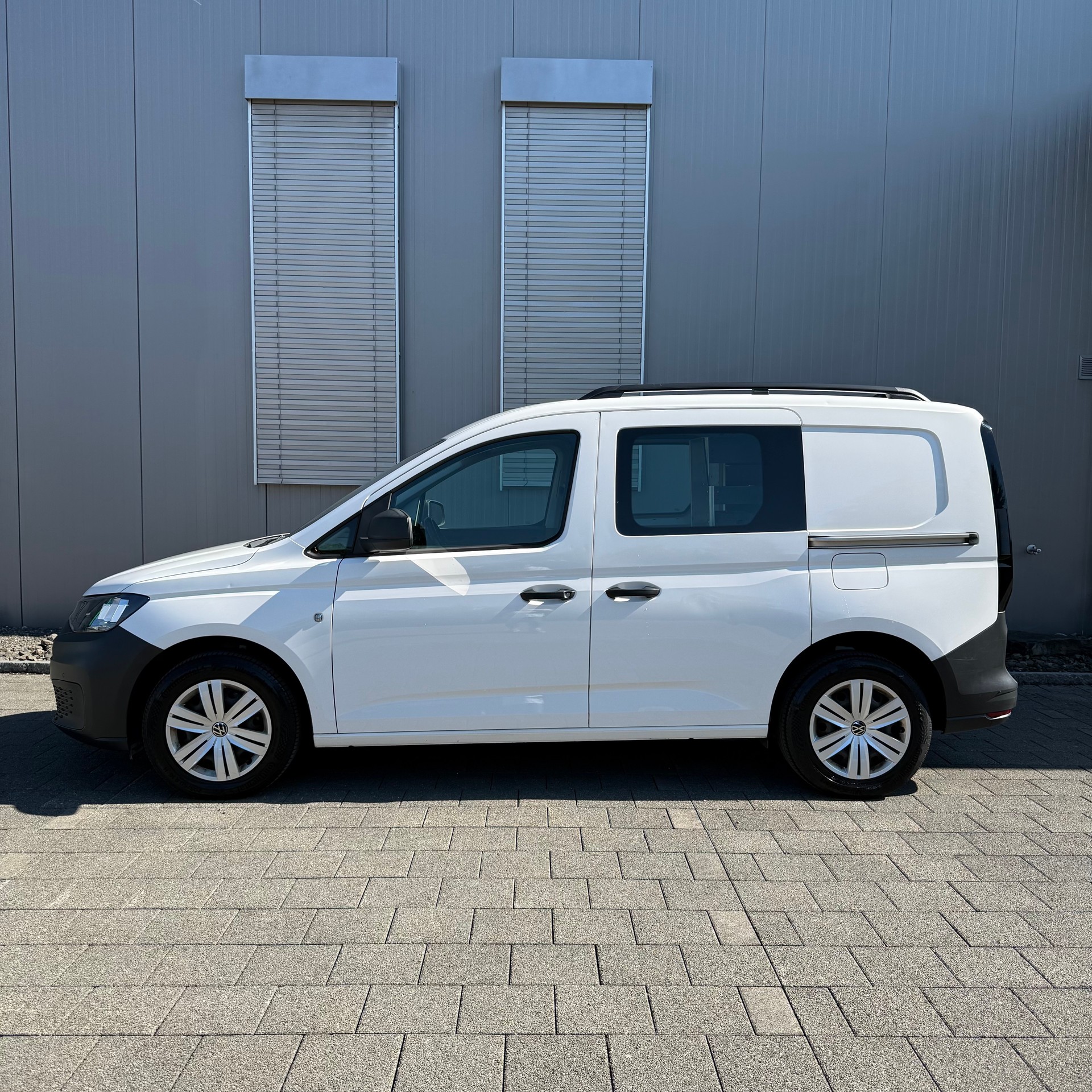 VW Caddy Cargo 1.5 TSI DSG-image-3