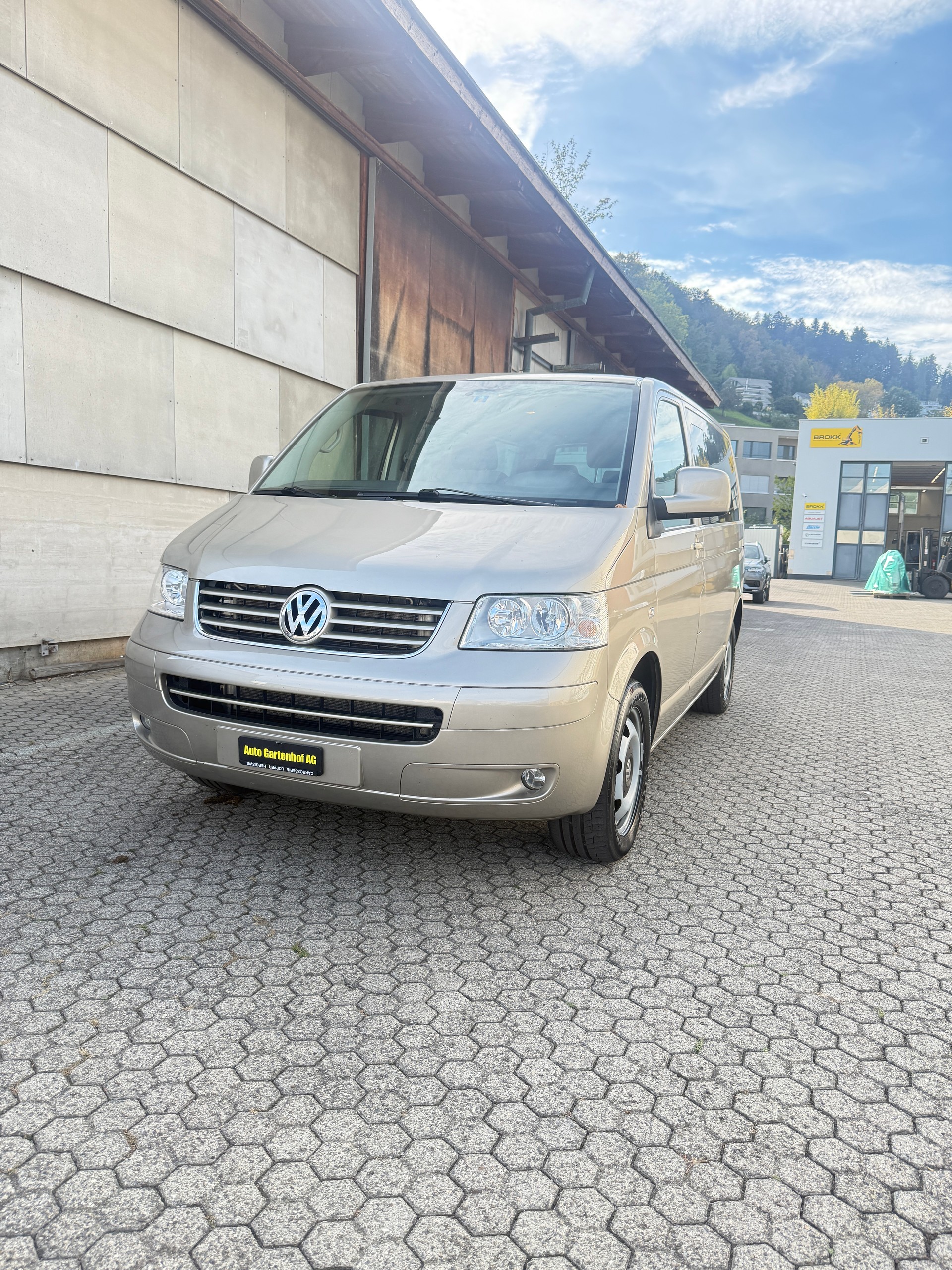 VW T5 Multivan Comfortline 2.5 TDI 4M-image-3