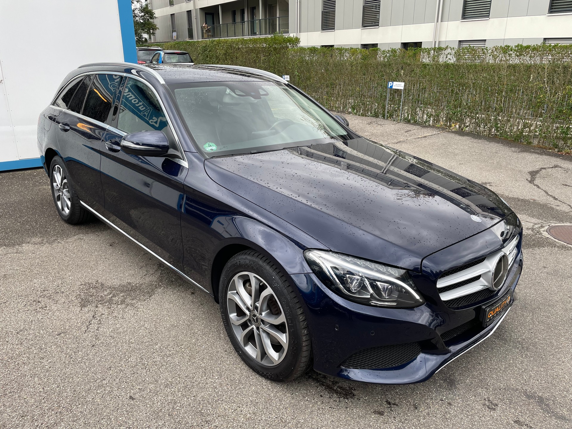 MERCEDES-BENZ C 250 d Swiss Star Avantgarde 4Matic 9G-Tronic-image-4