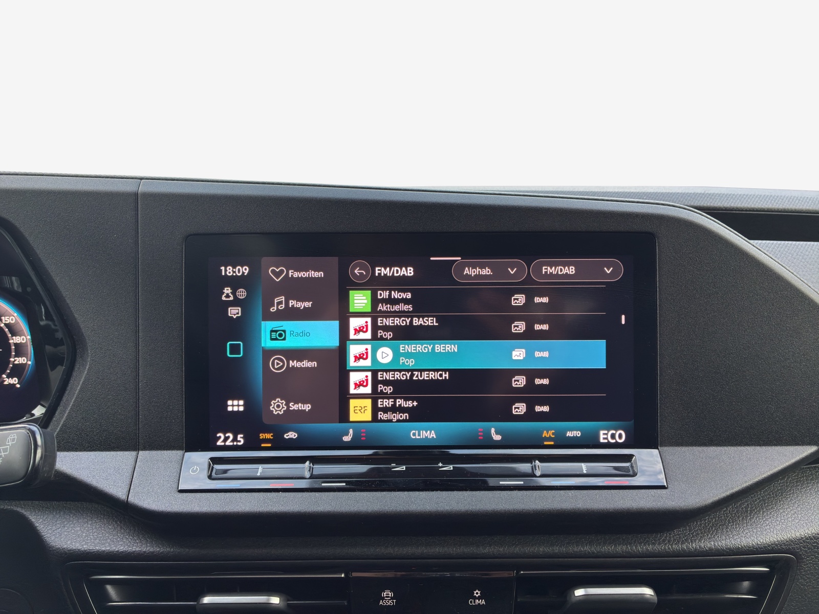 VW Caddy Maxi 1.5 TSI Plug in Hybrid Life DSG-image-15