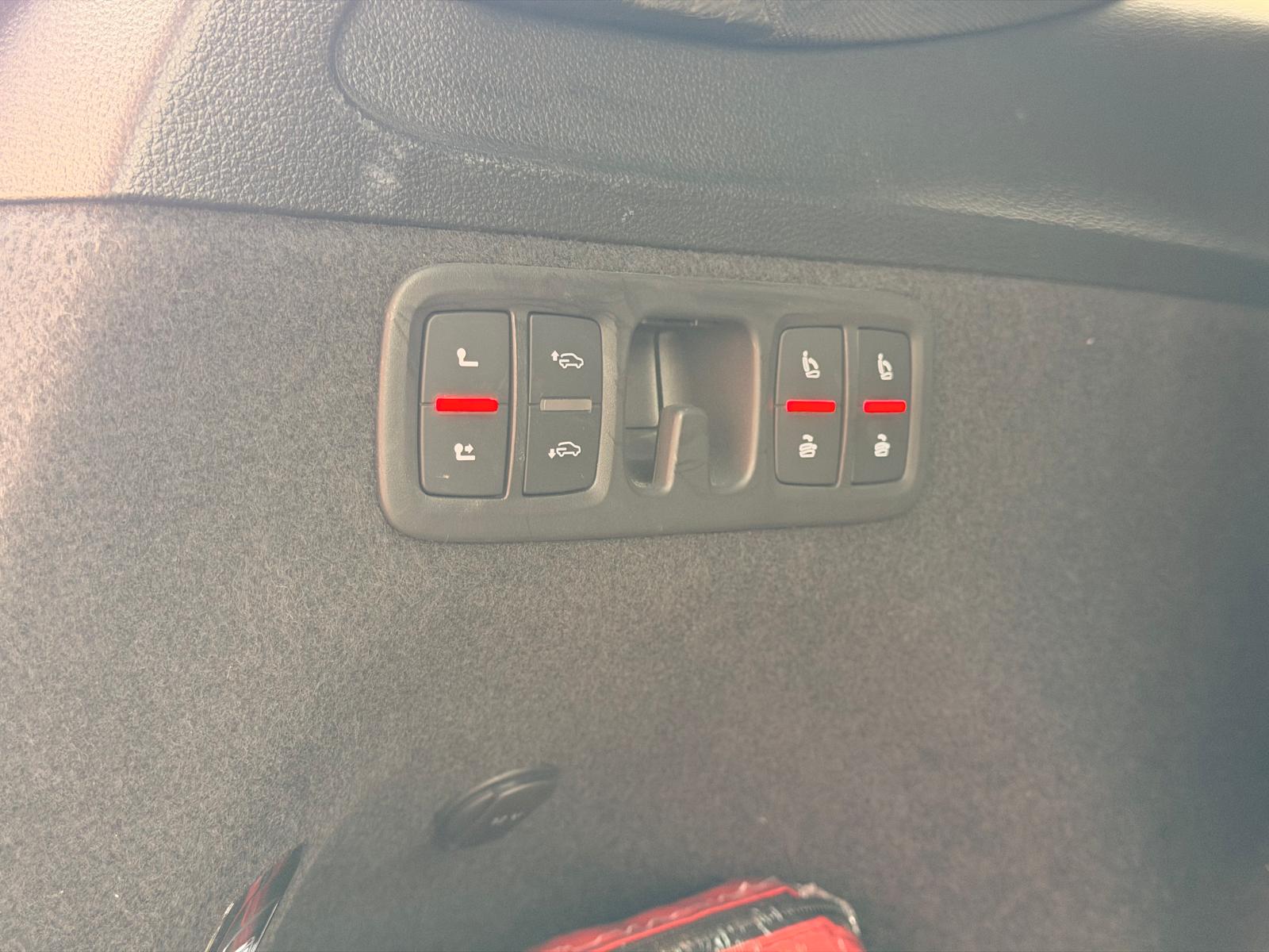 AUDI SQ7 TFSI quattro tiptronic *Keramikbremse*-image-25