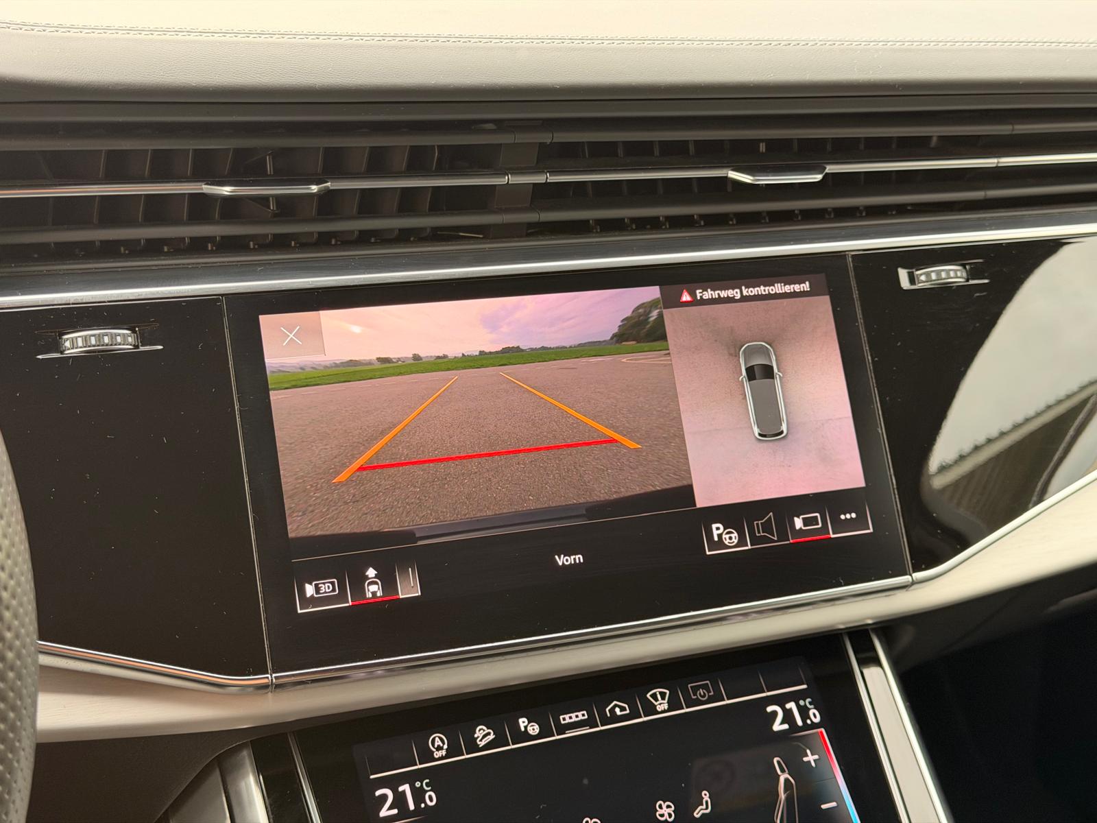 AUDI SQ7 TFSI quattro tiptronic *Keramikbremse*-image-13