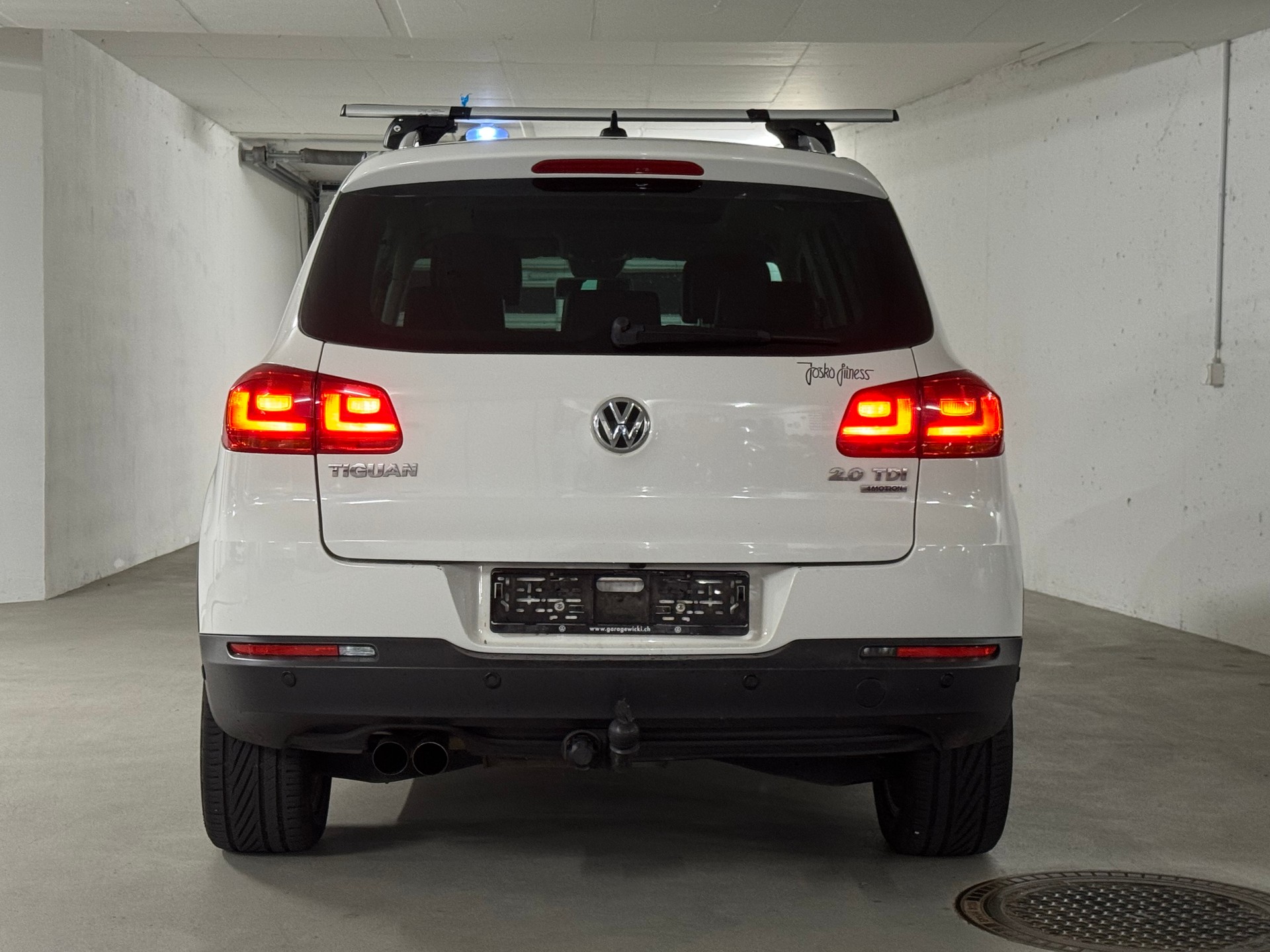 VW Tiguan 2.0 TDI BlueMotion Sport&Style 4Motion DSG-image-5