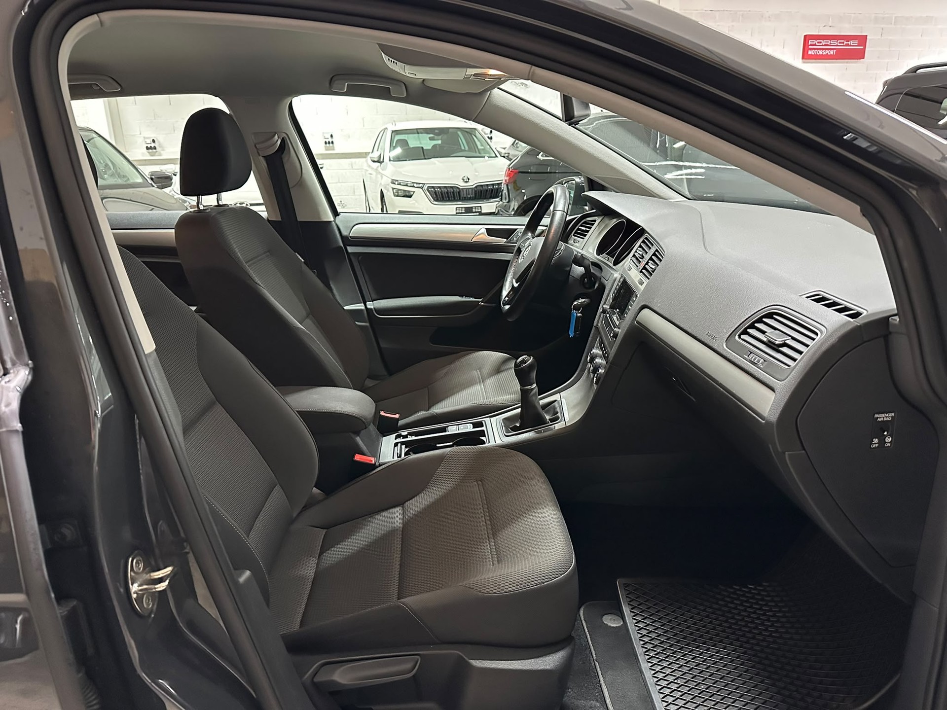 VW Golf 1.4 TSI Comfortline-image-12