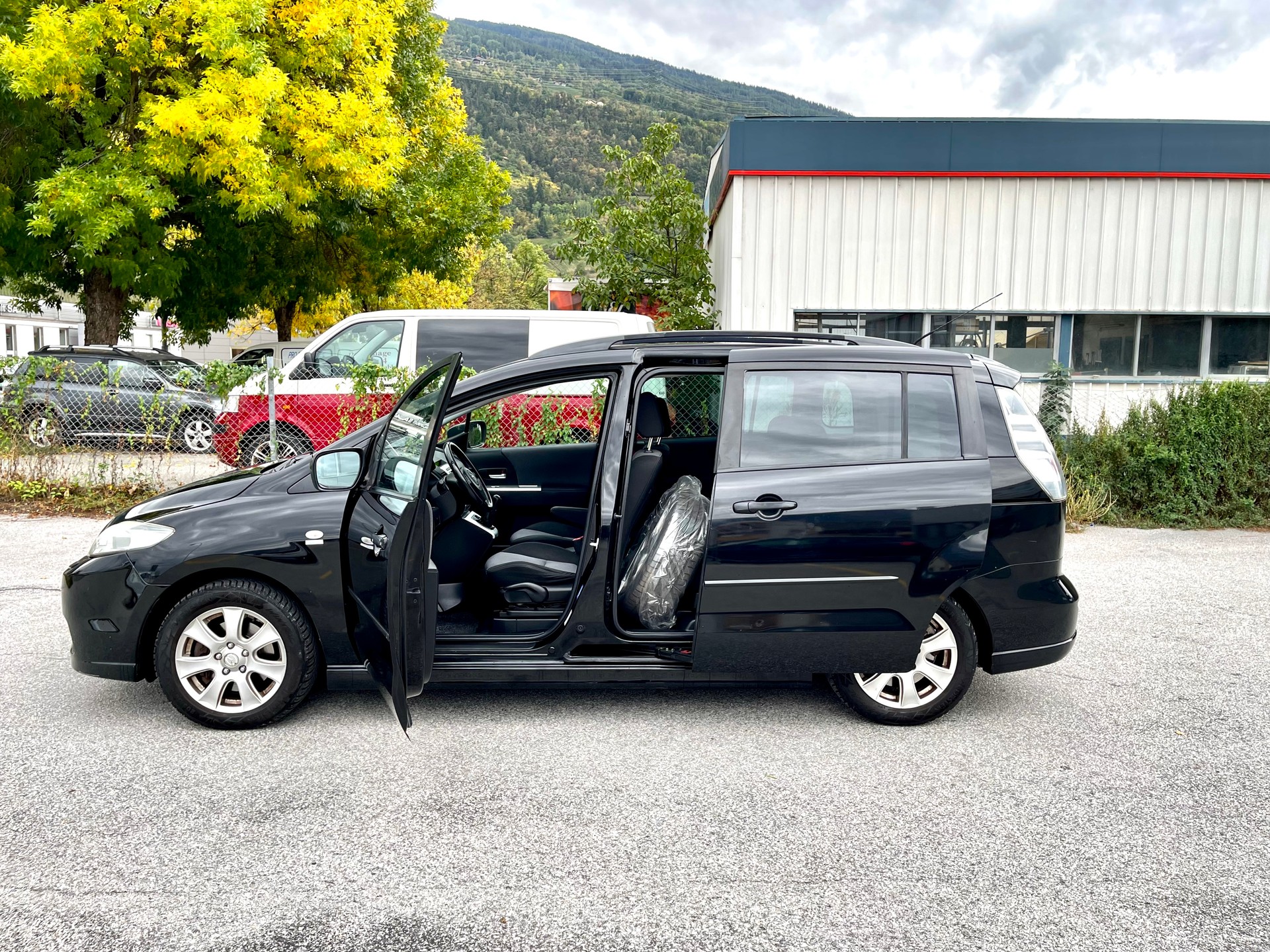 MAZDA 5 2.0 16V Sport-image-28