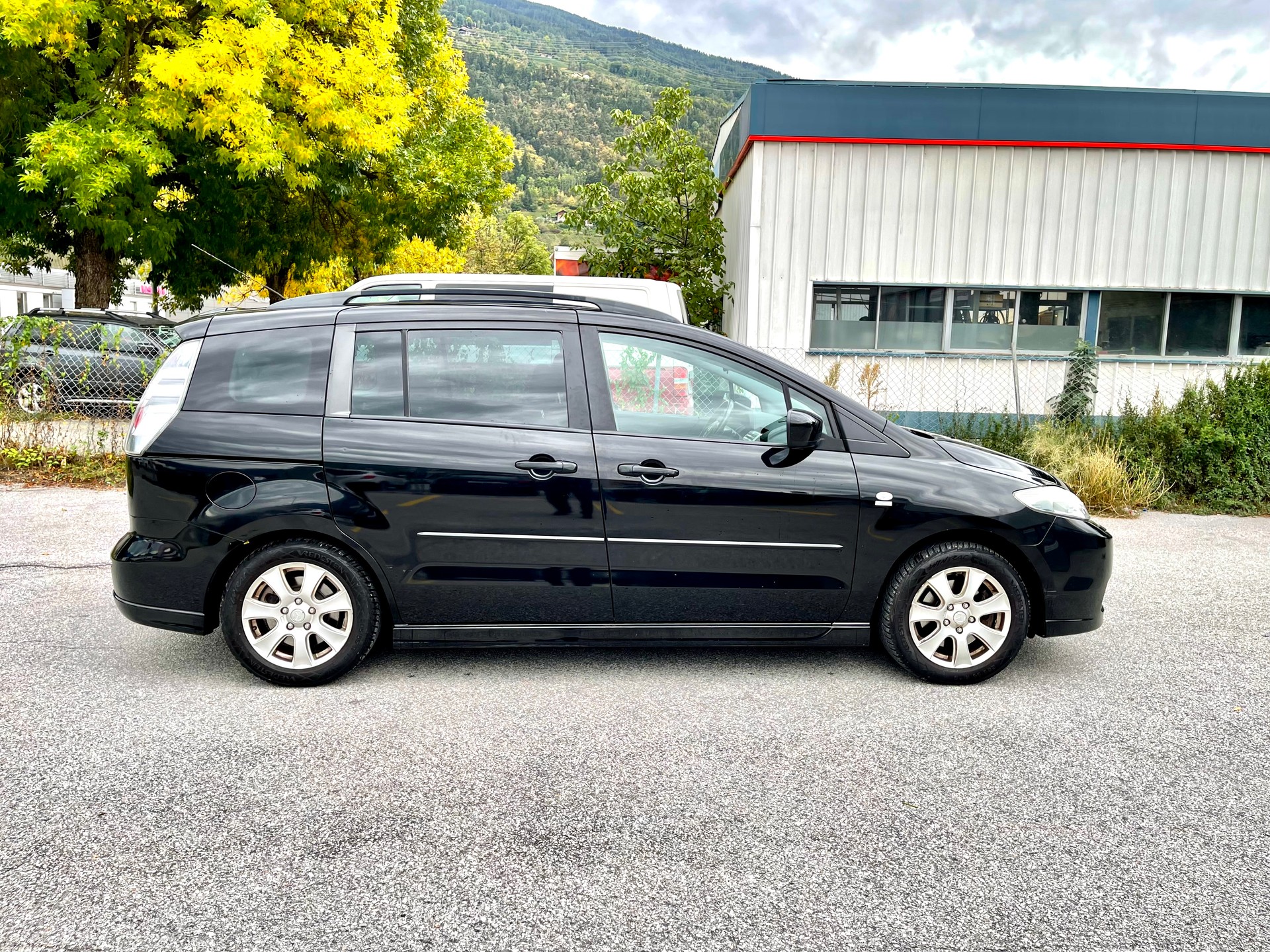 MAZDA 5 2.0 16V Sport-image-24