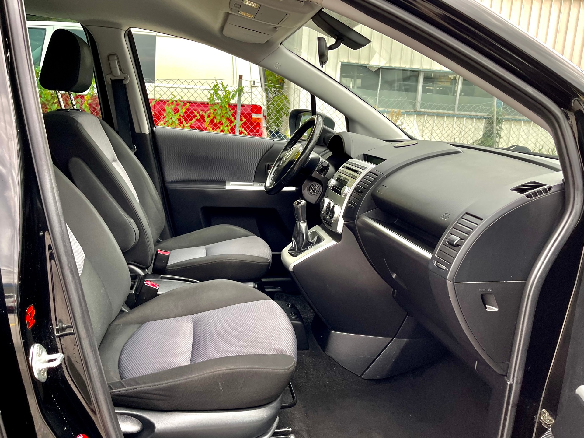 MAZDA 5 2.0 16V Sport-image-25