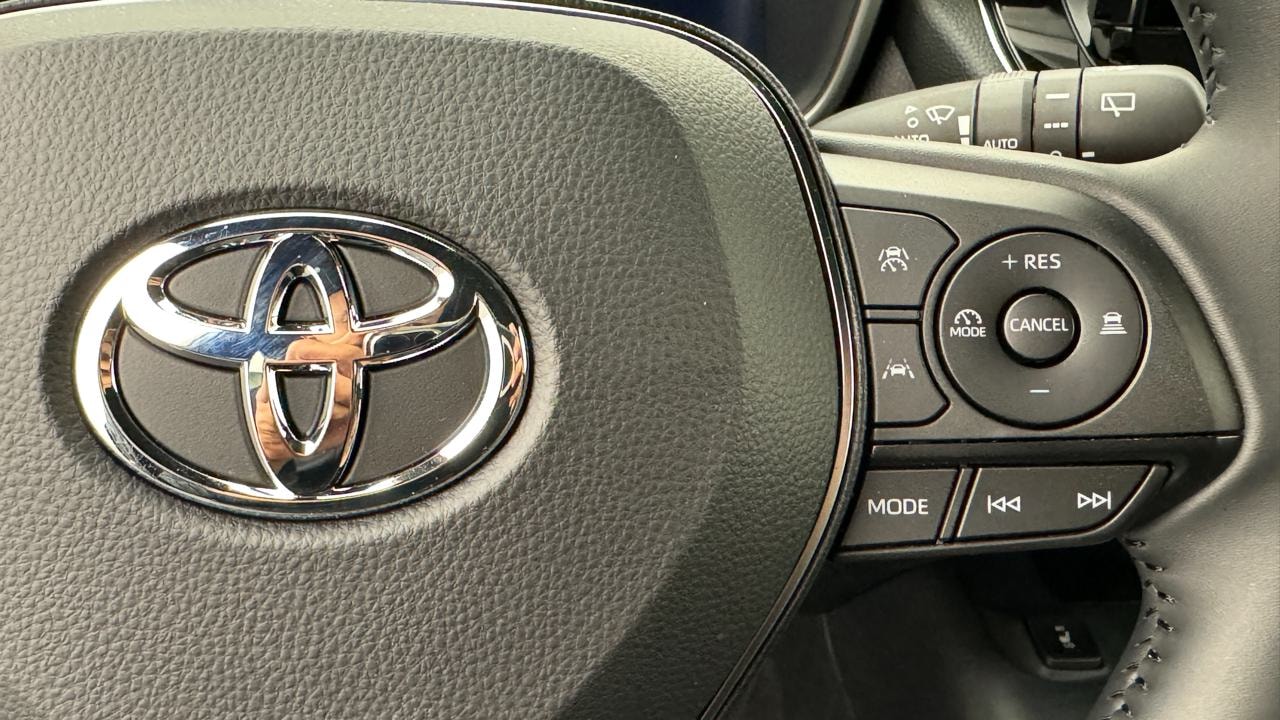 TOYOTA Corolla Touring Sports 1.8 HSD Sport e-CVT-image-9