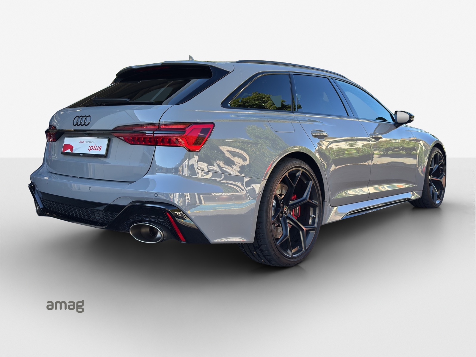 AUDI RS6 Avant 4.0 TFSI V8 Performance quattro-image-4