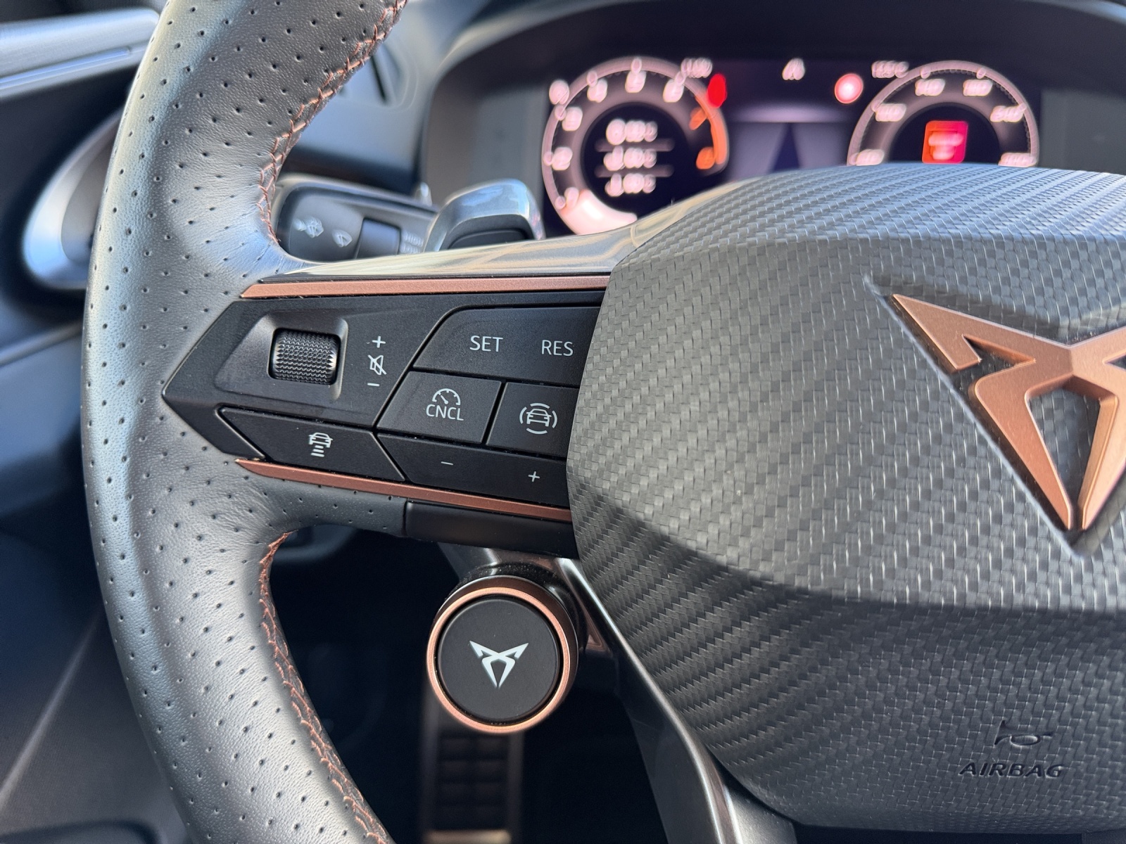 CUPRA Terramar 2.0 TSI VZ 4Drive DSG-image-8