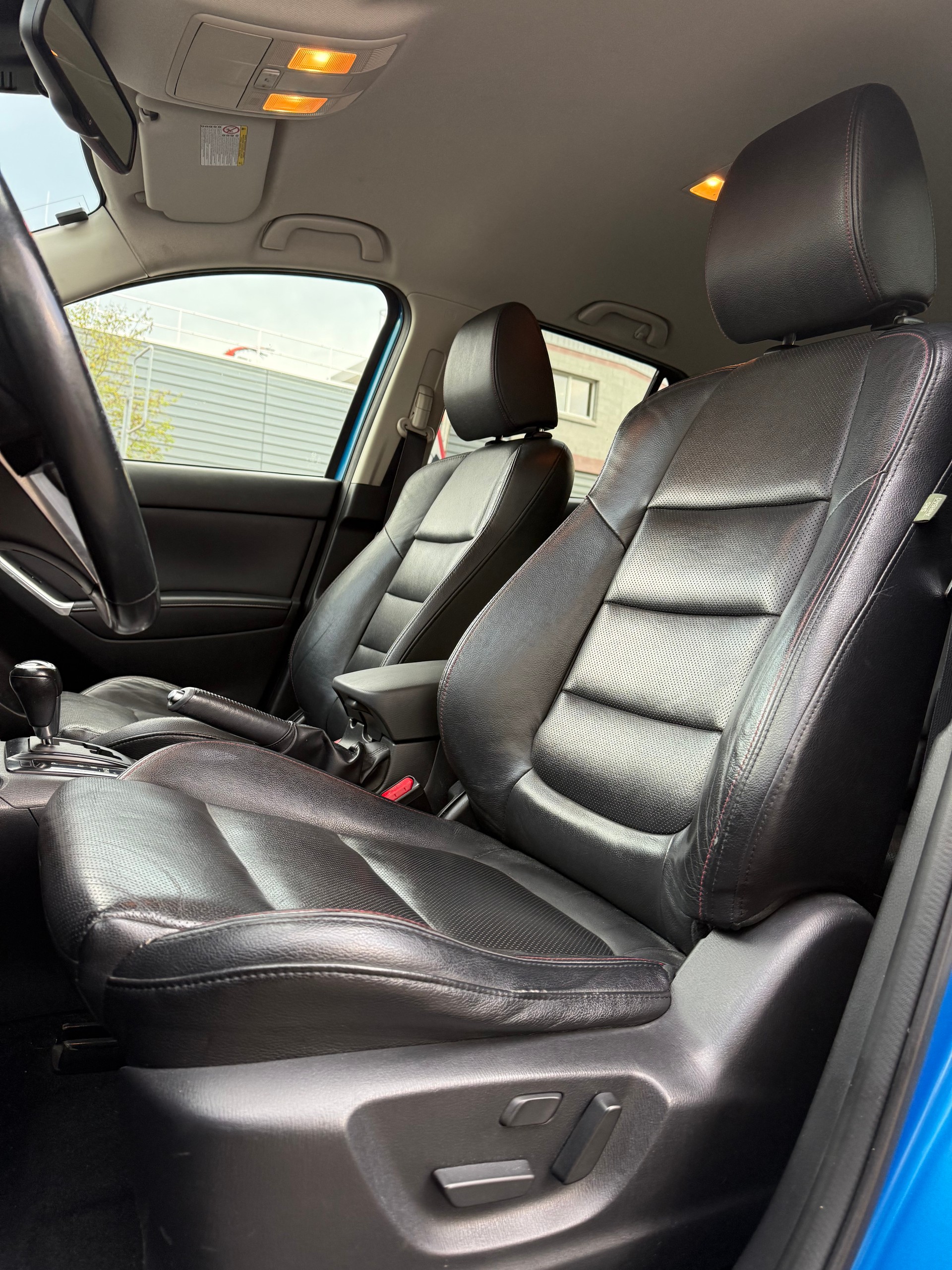 MAZDA CX-5 2.0 Revolution AWD Automatic-image-10