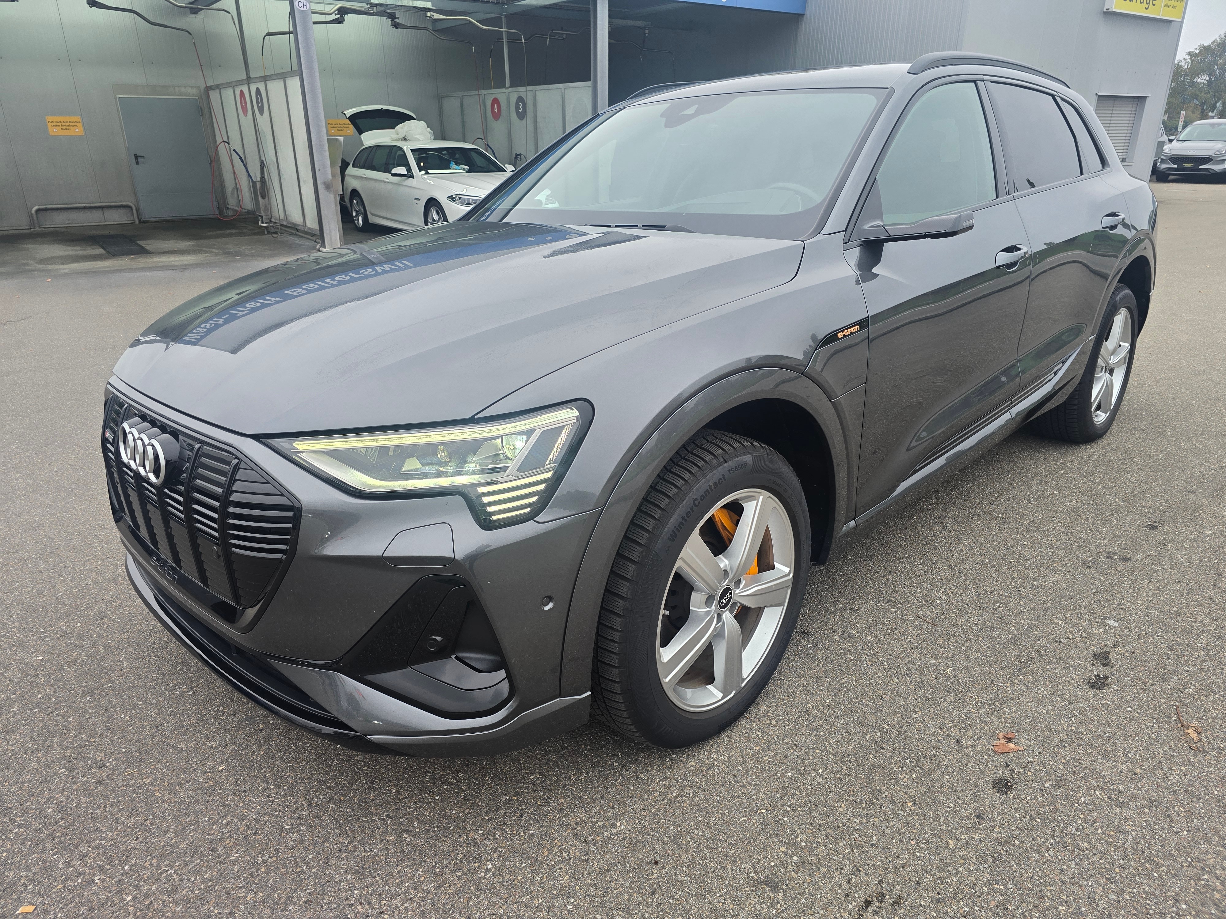 Car photo