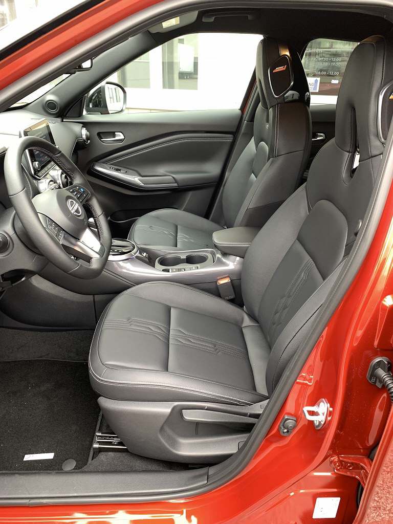 NISSAN Juke 1.6 Hybrid Tekna-image-10