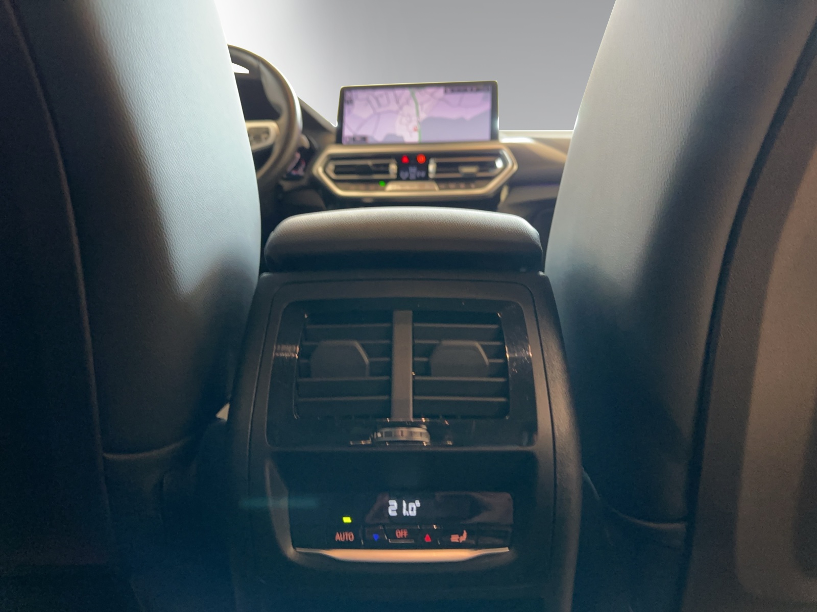 BMW X4 xDrive 48V 20d M Sport Steptronic-image-15