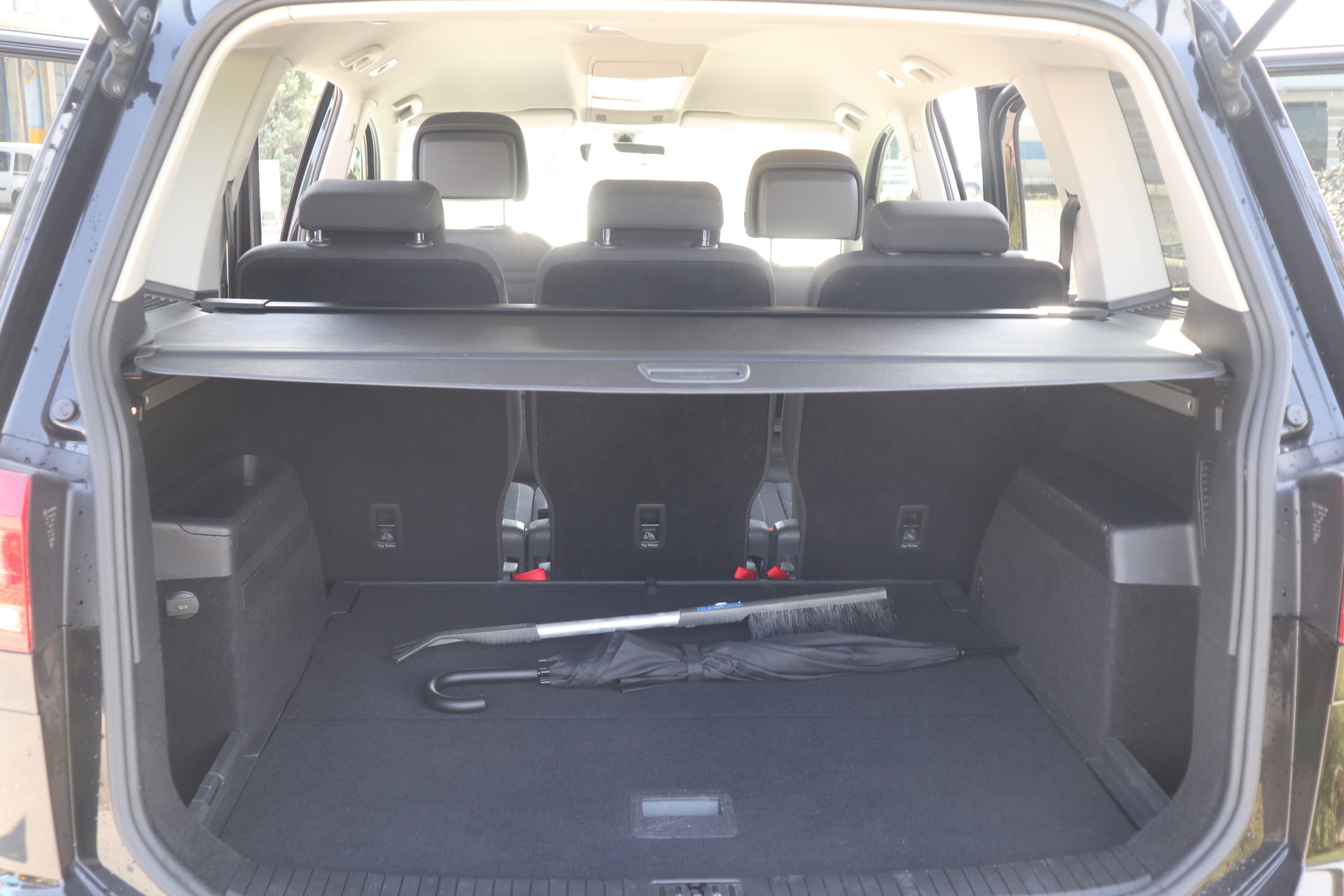 VW Touran 1.6 TDI BlueMotion Technology Comfortline DSG-image-4