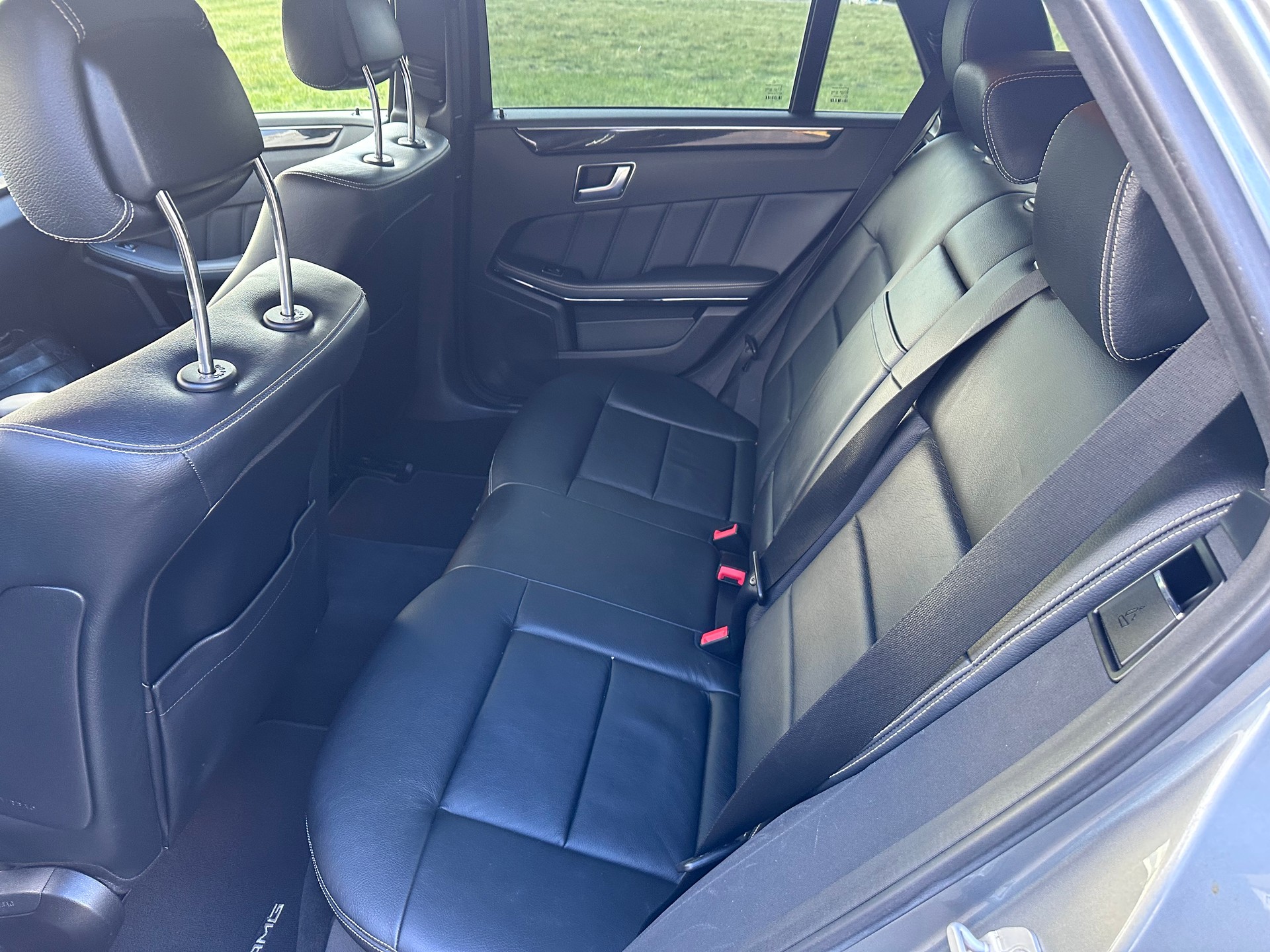 MERCEDES-BENZ E 350 CDI BlueEff. Avantgarde 4Matic 7G-Tronic-image-6