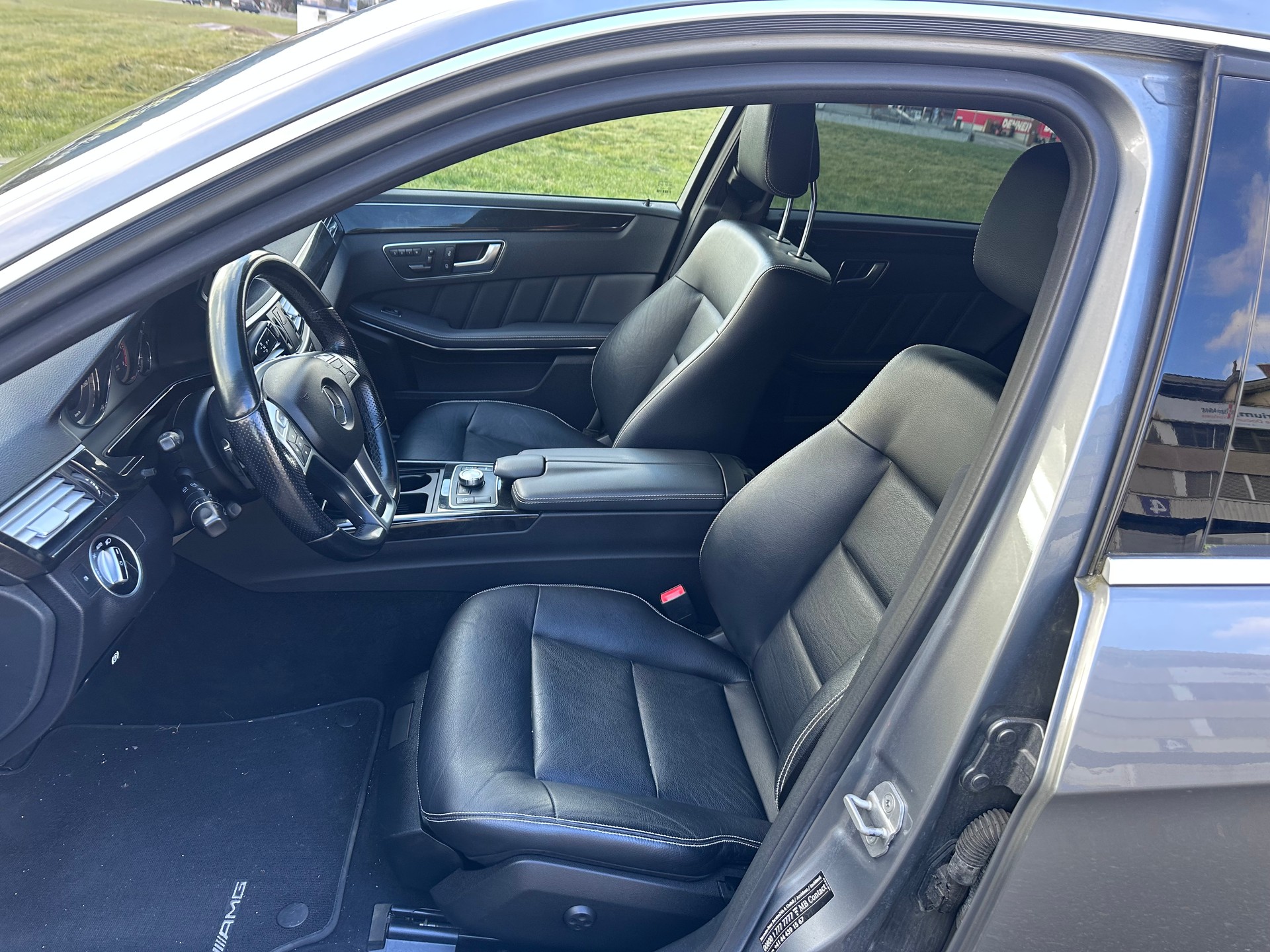 MERCEDES-BENZ E 350 CDI BlueEff. Avantgarde 4Matic 7G-Tronic-image-5