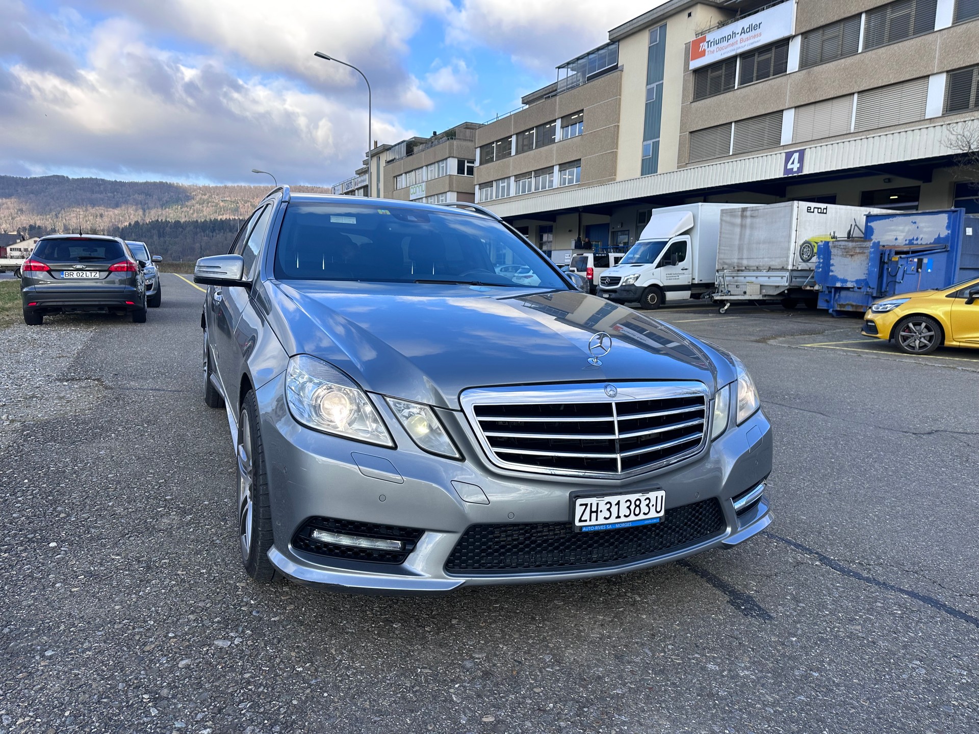MERCEDES-BENZ E 350 CDI BlueEff. Avantgarde 4Matic 7G-Tronic-image-1