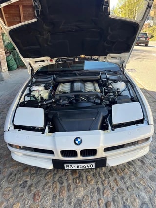 BMW 850i A-image-1