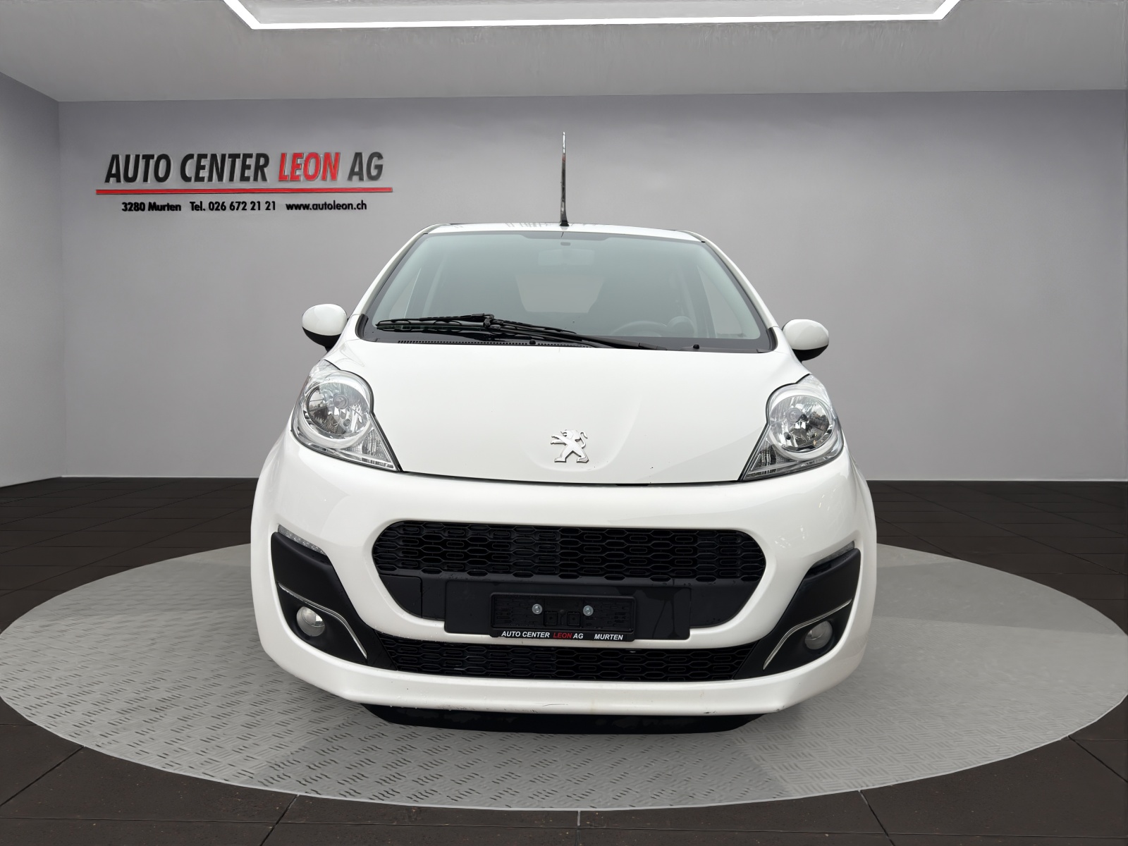 PEUGEOT 107 1.0 Style-image-0