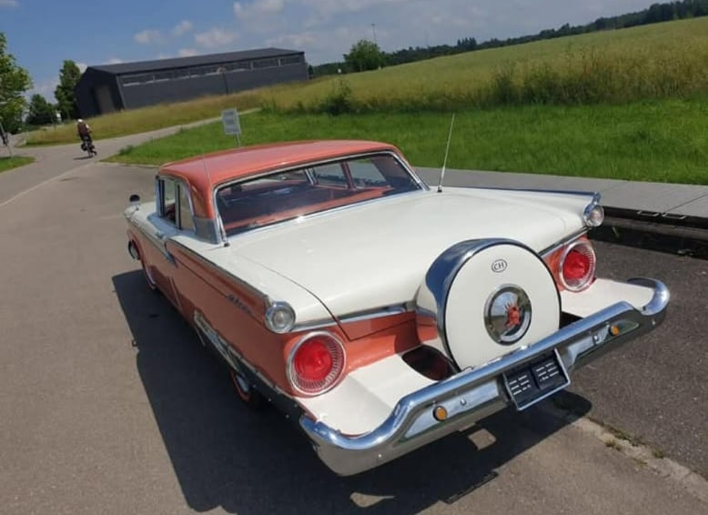 FORD Fairlane 500 1959-image-1